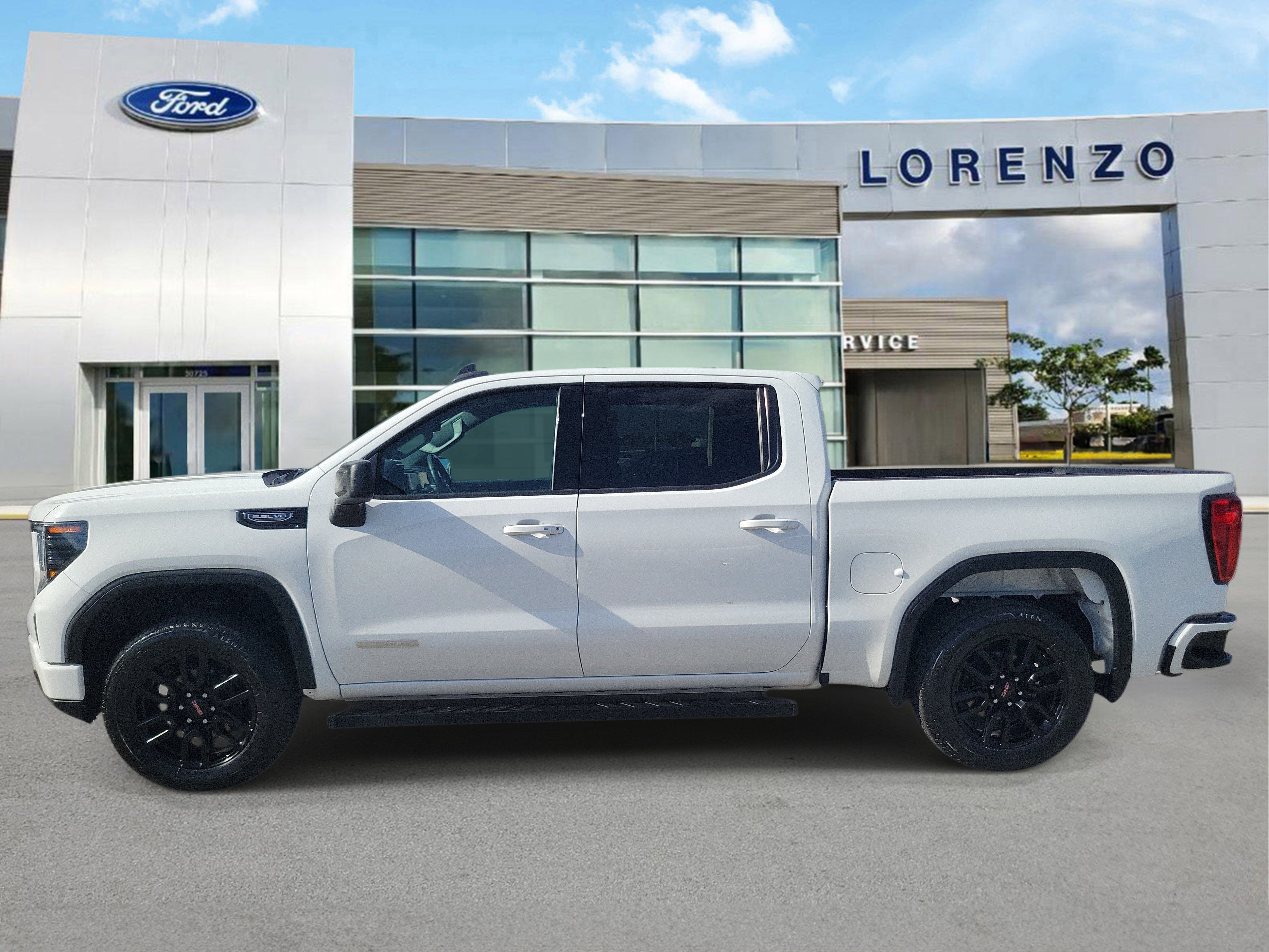 2023 GMC Sierra 1500 Elevation