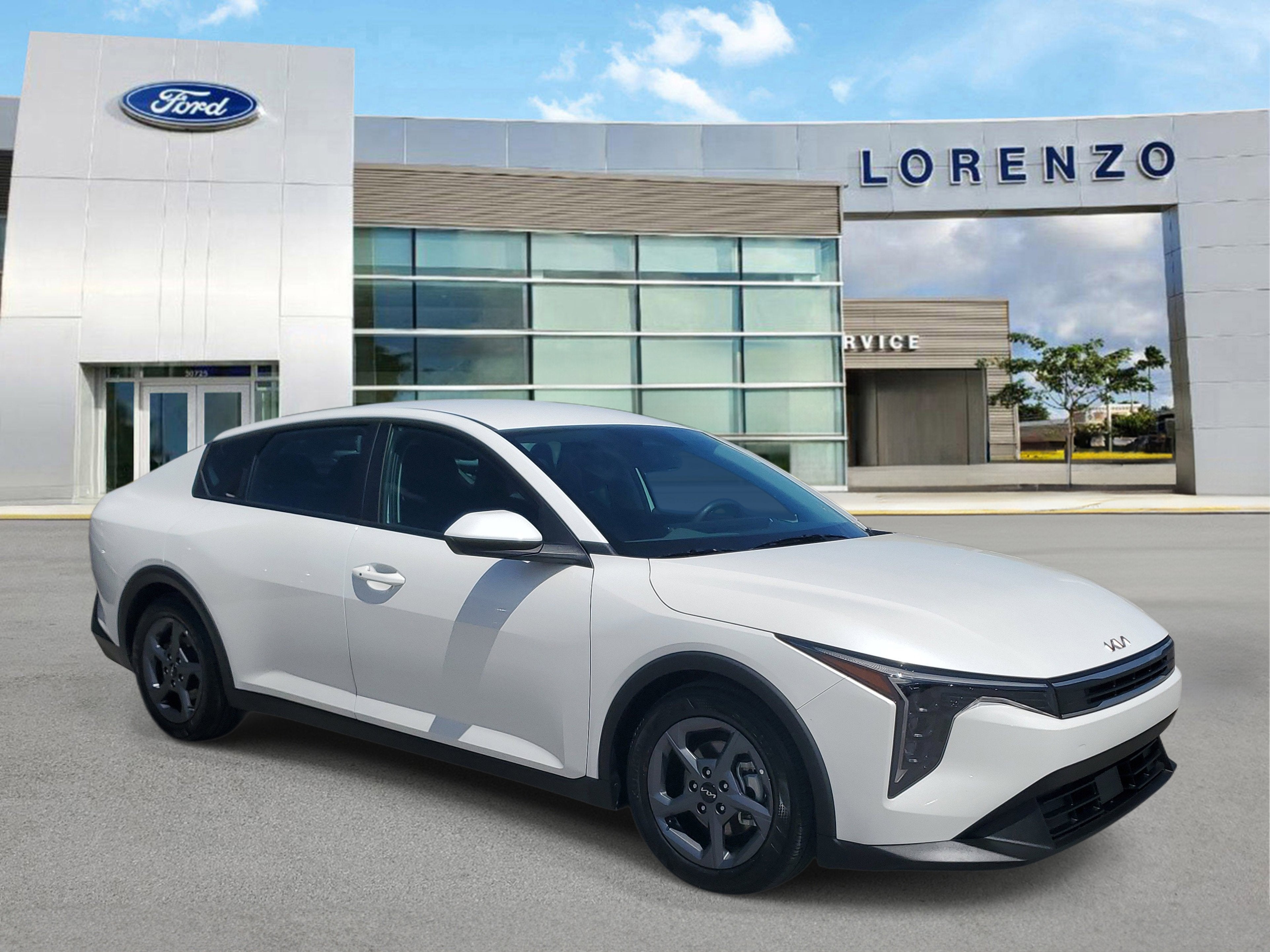 2025 Kia K4 LXS