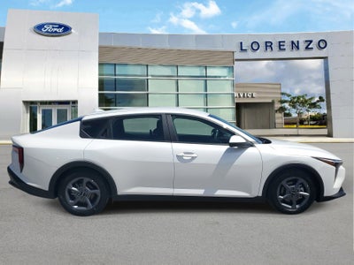 2025 Kia K4 LXS