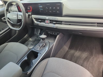 2025 Kia K4 LX
