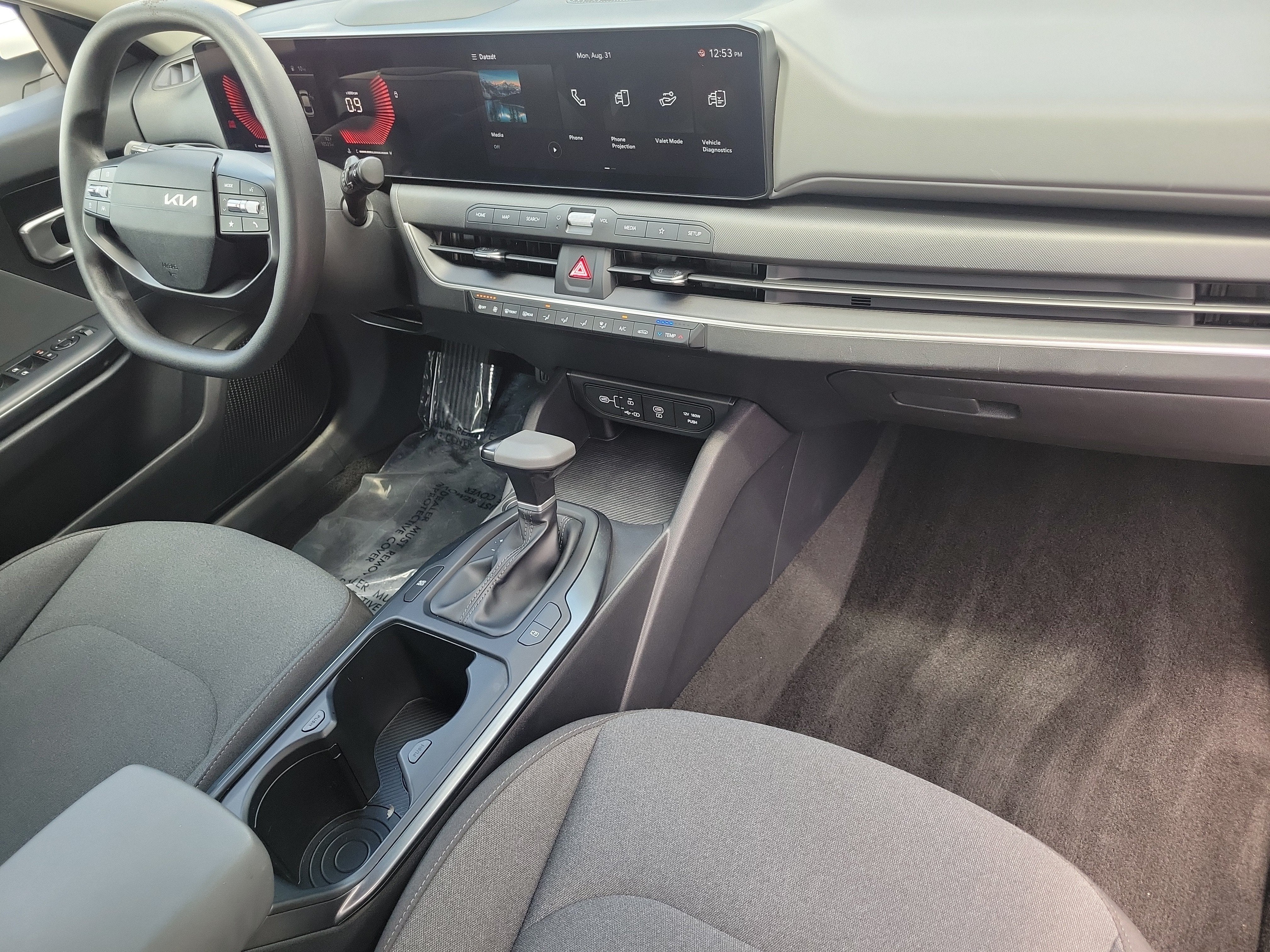 2025 Kia K4 LX