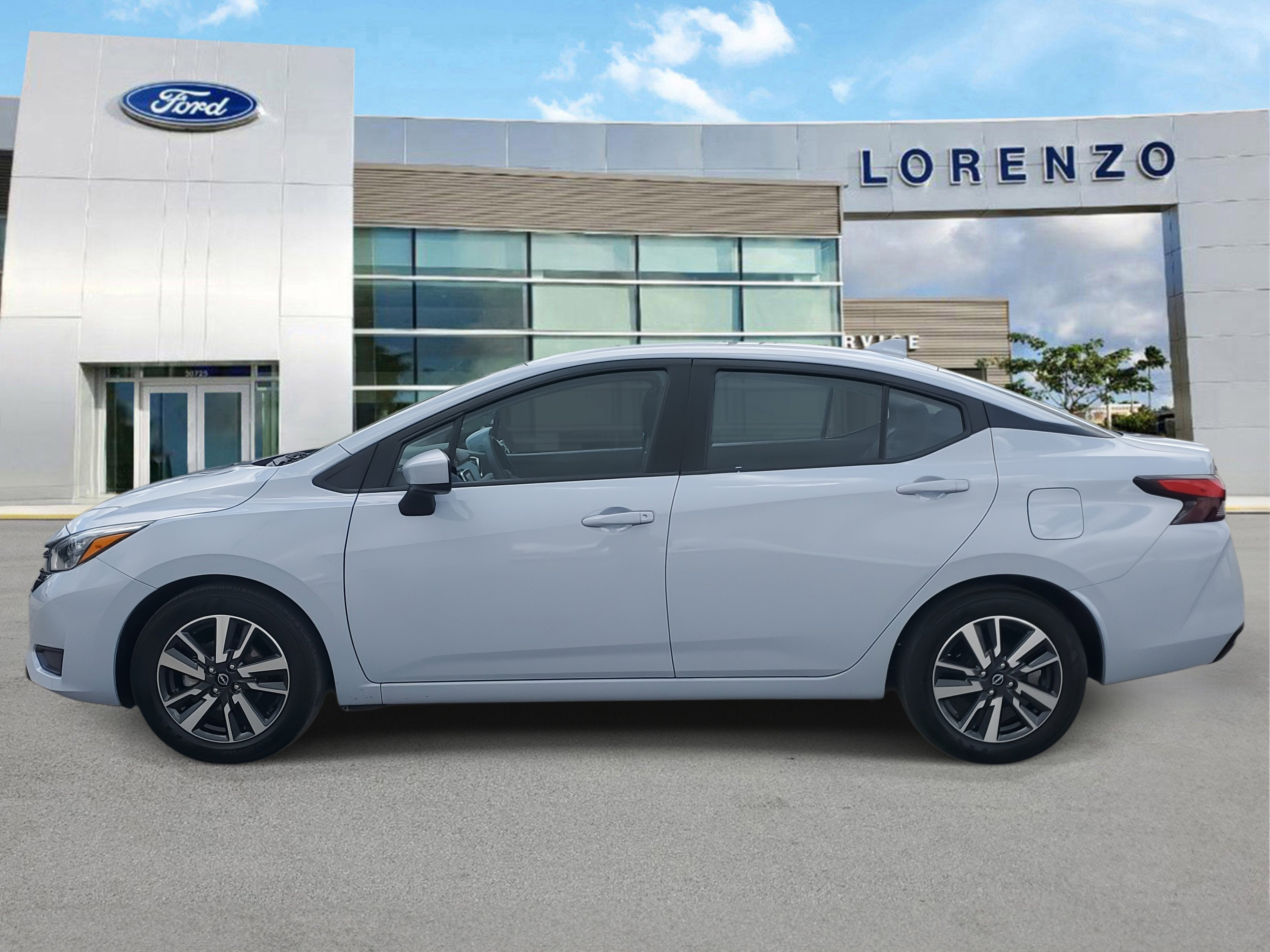 2025 Nissan Versa SV