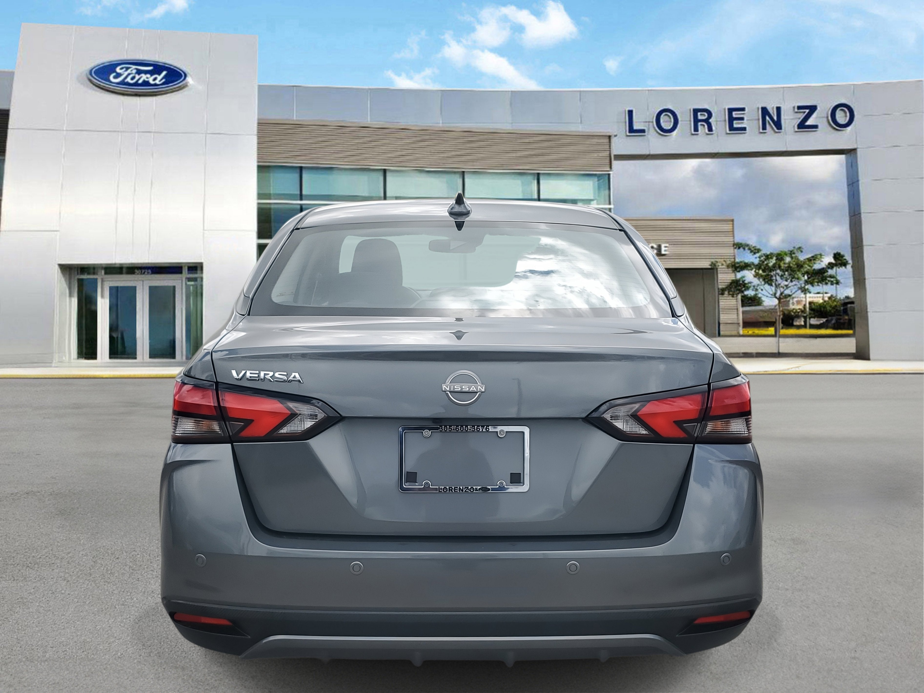 2025 Nissan Versa SV