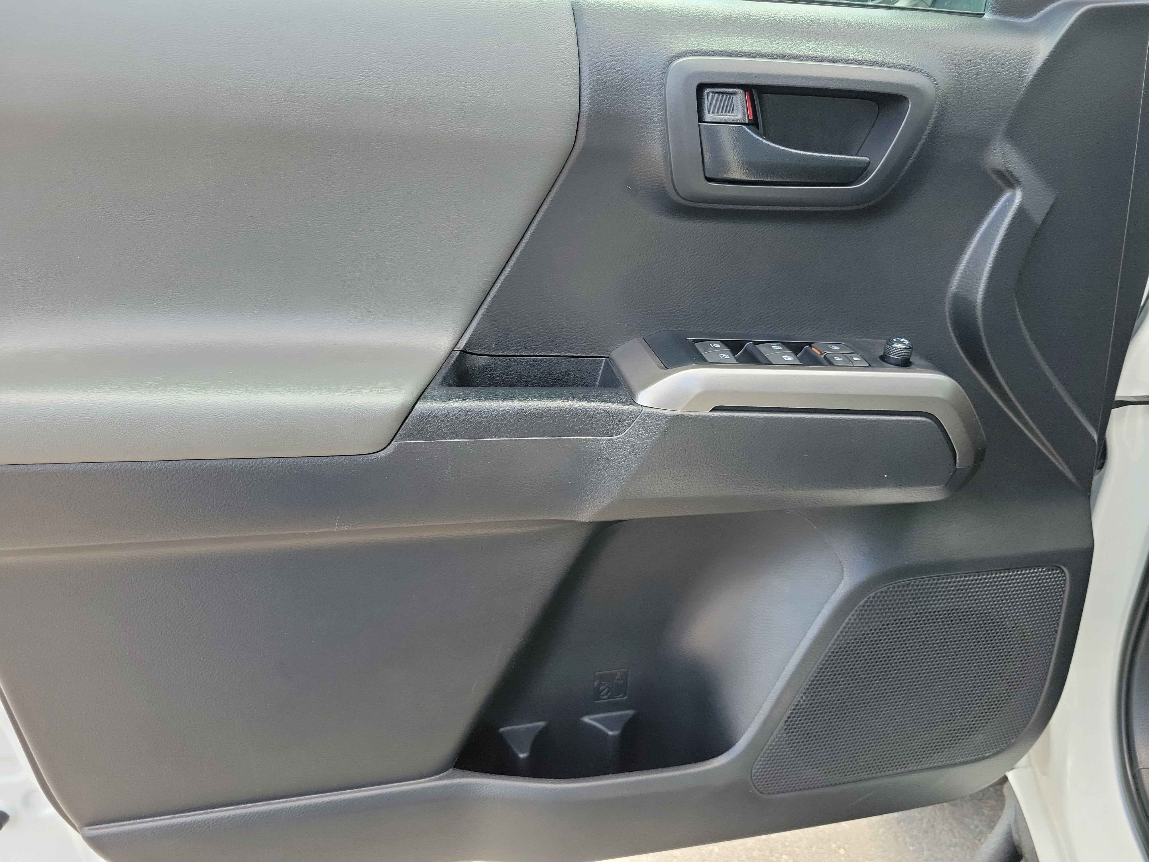 2023 Toyota Tacoma 2WD SR5