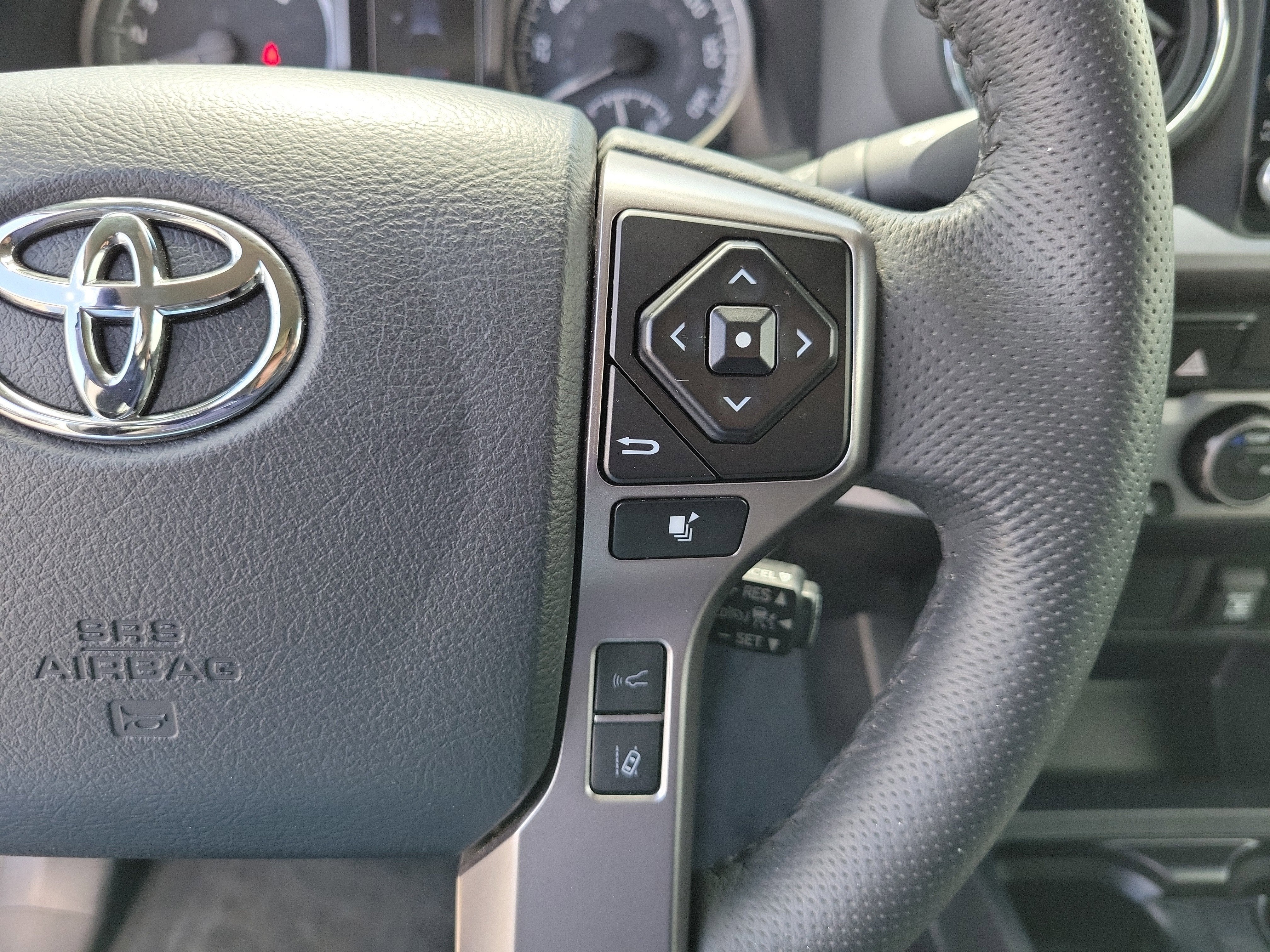 2023 Toyota Tacoma 2WD SR5
