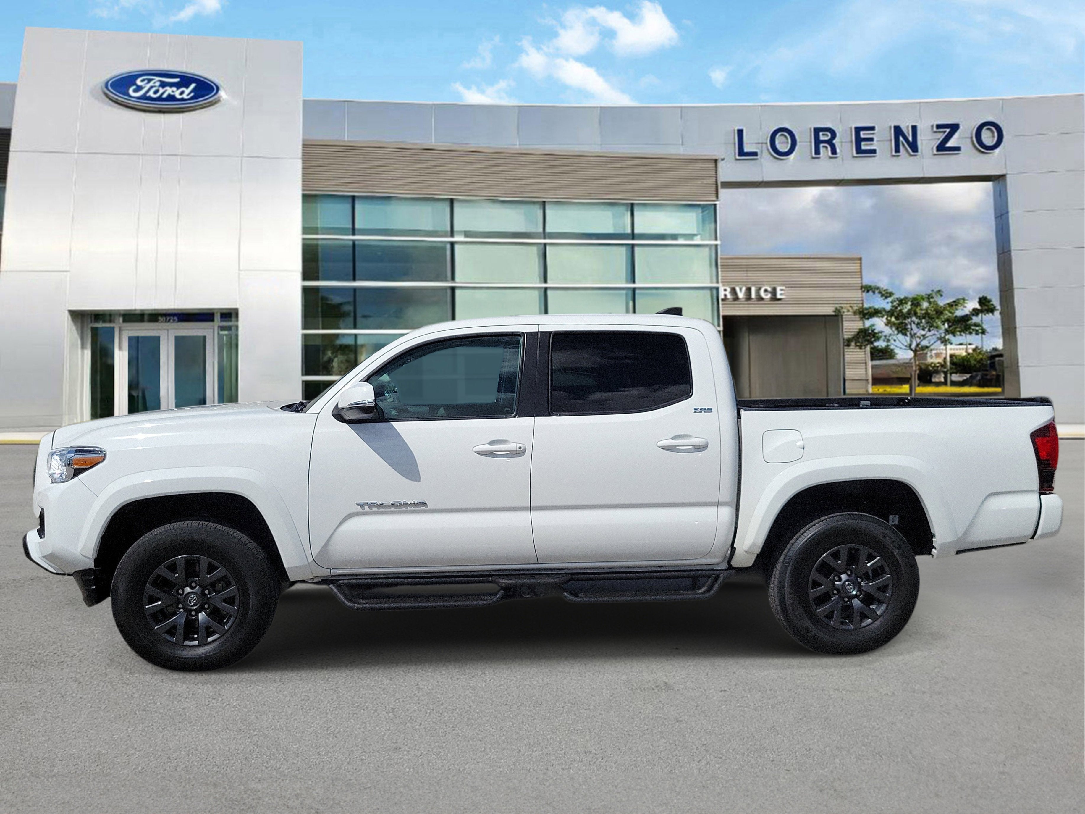 2023 Toyota Tacoma 2WD SR5