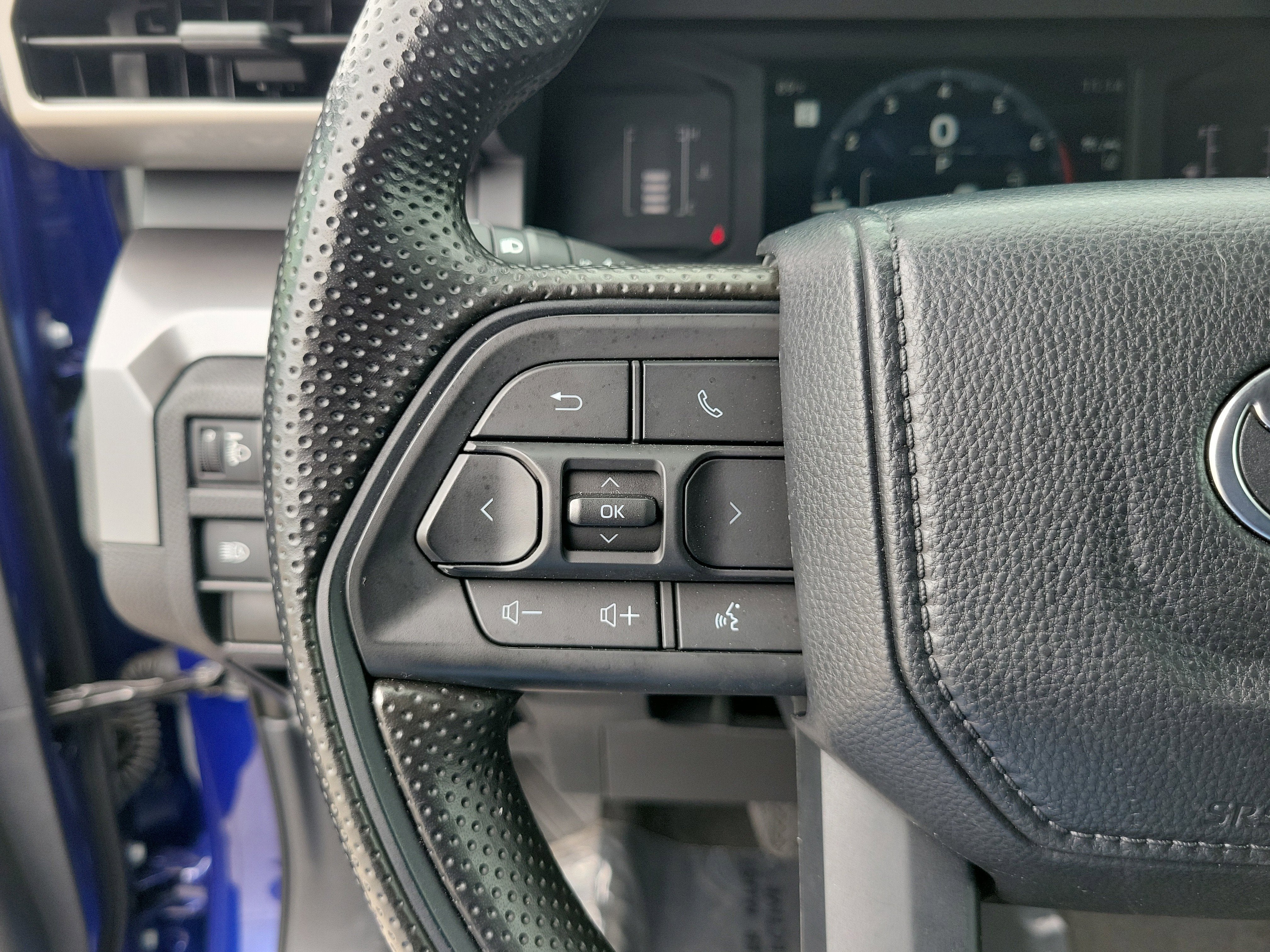 2024 Toyota Tacoma 2WD SR5