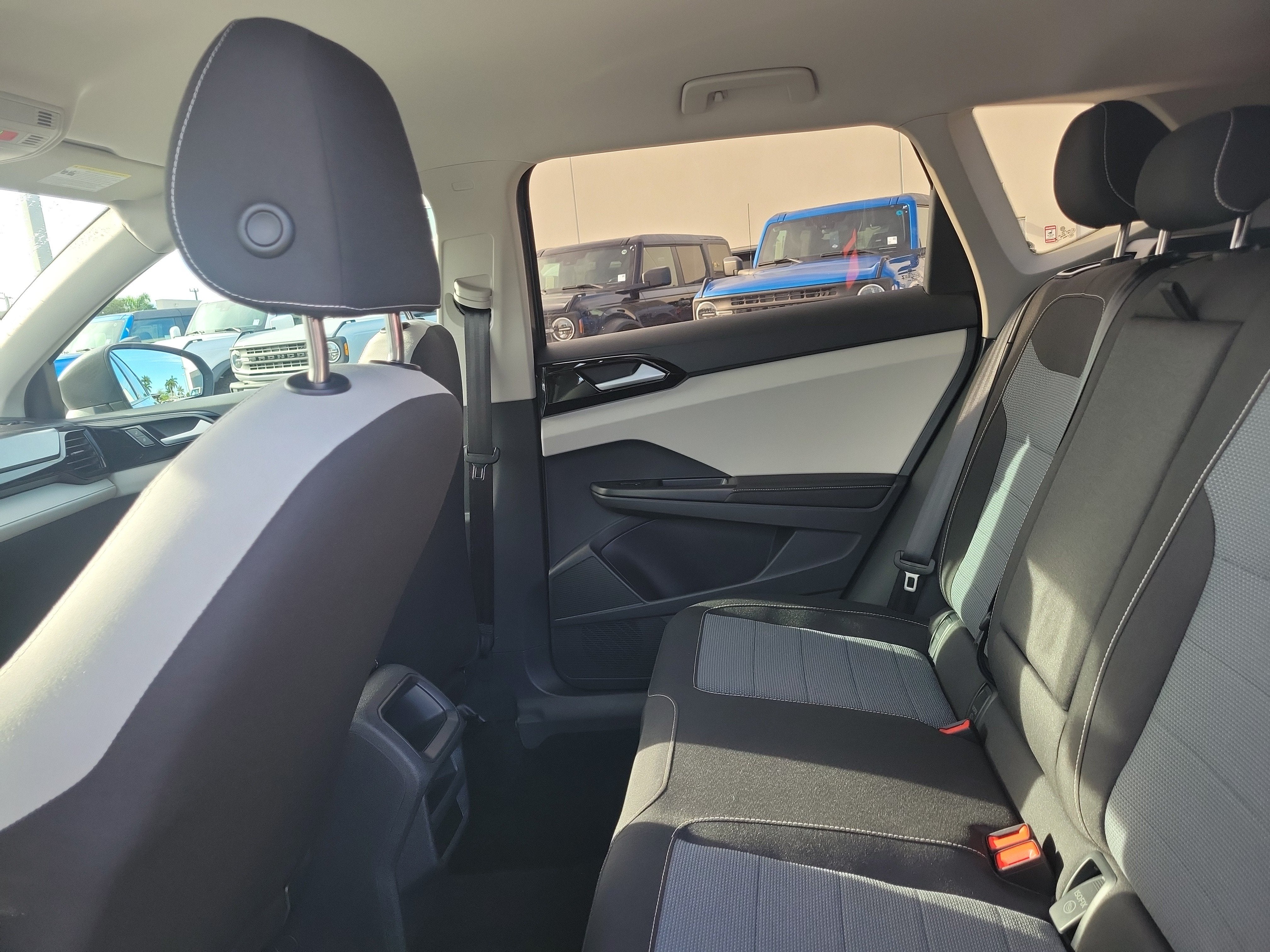 2025 Volkswagen Taos S