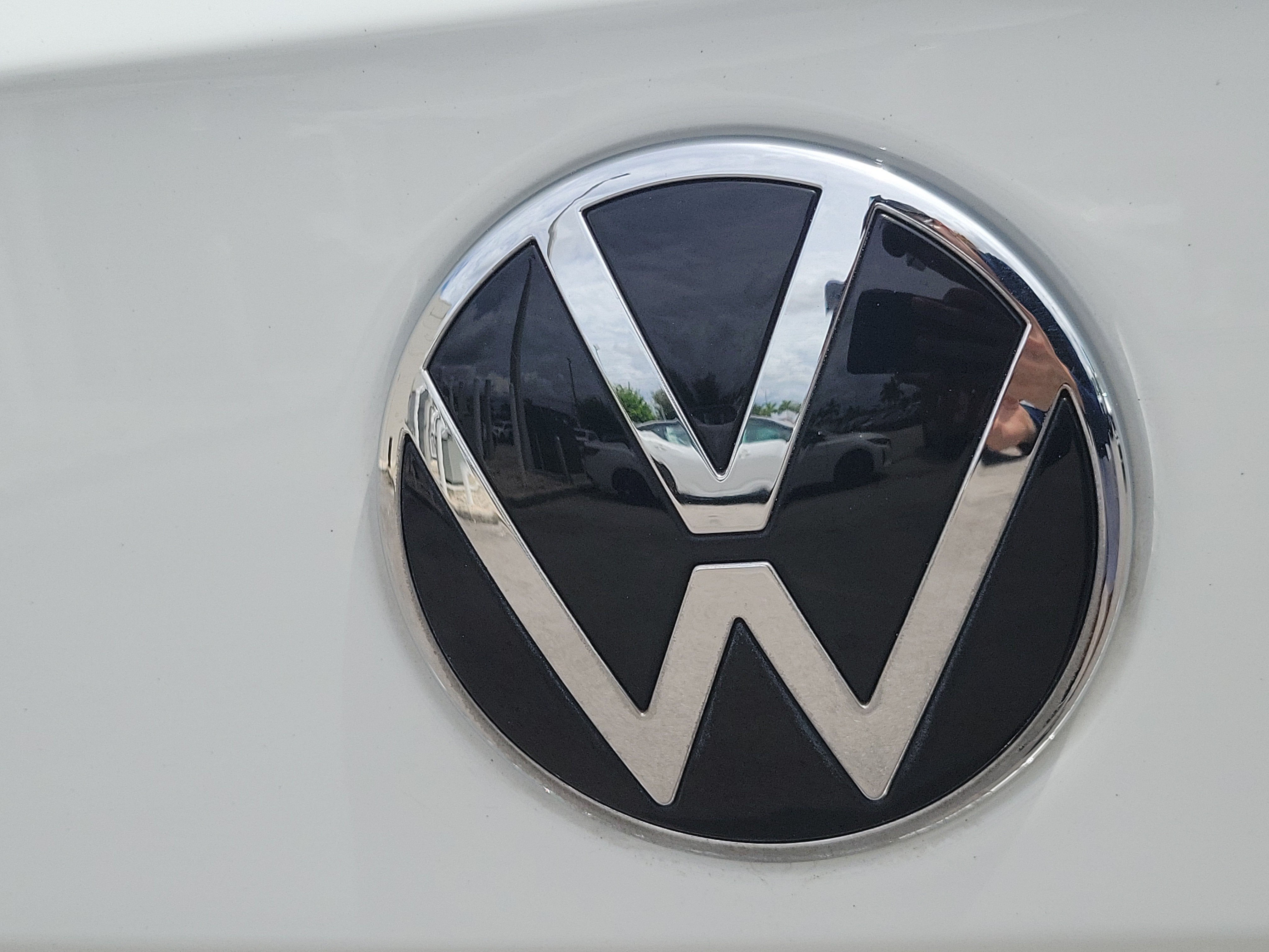 2023 Volkswagen Taos S