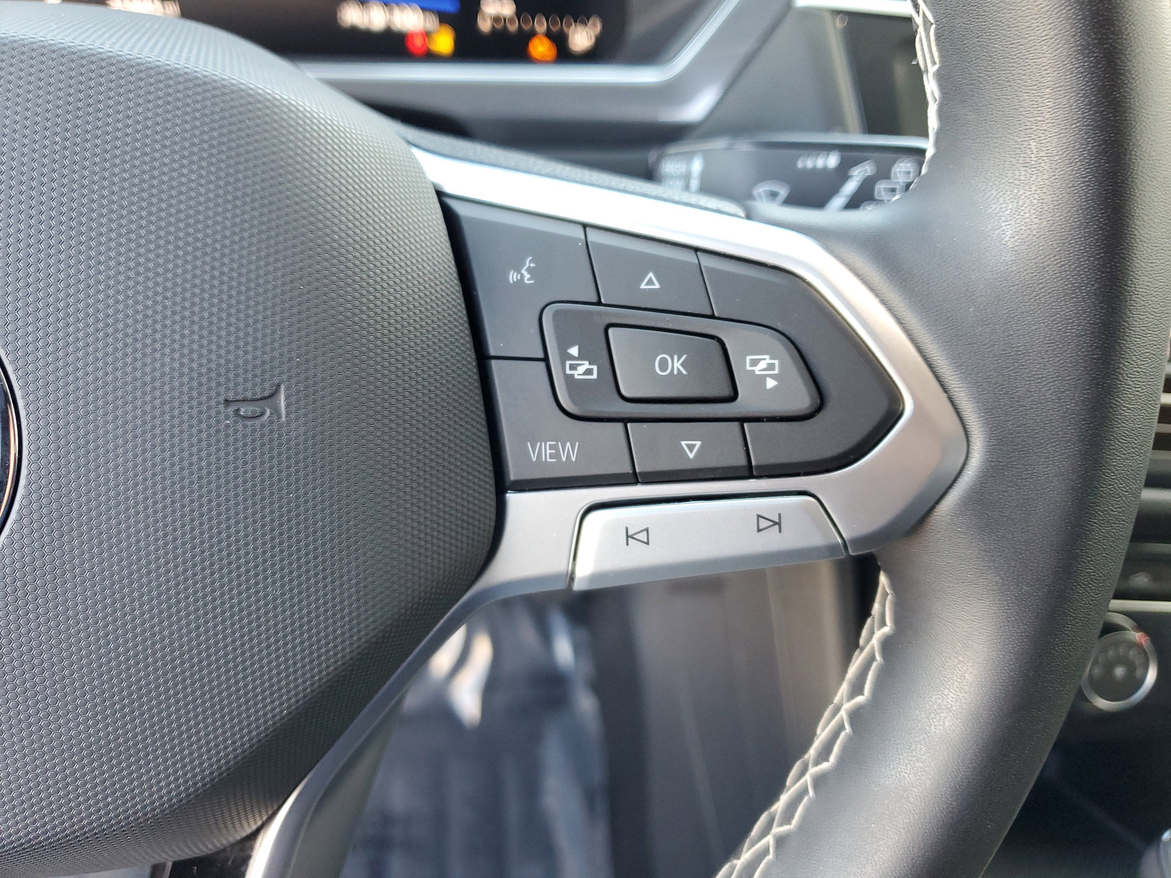 2023 Volkswagen Tiguan S