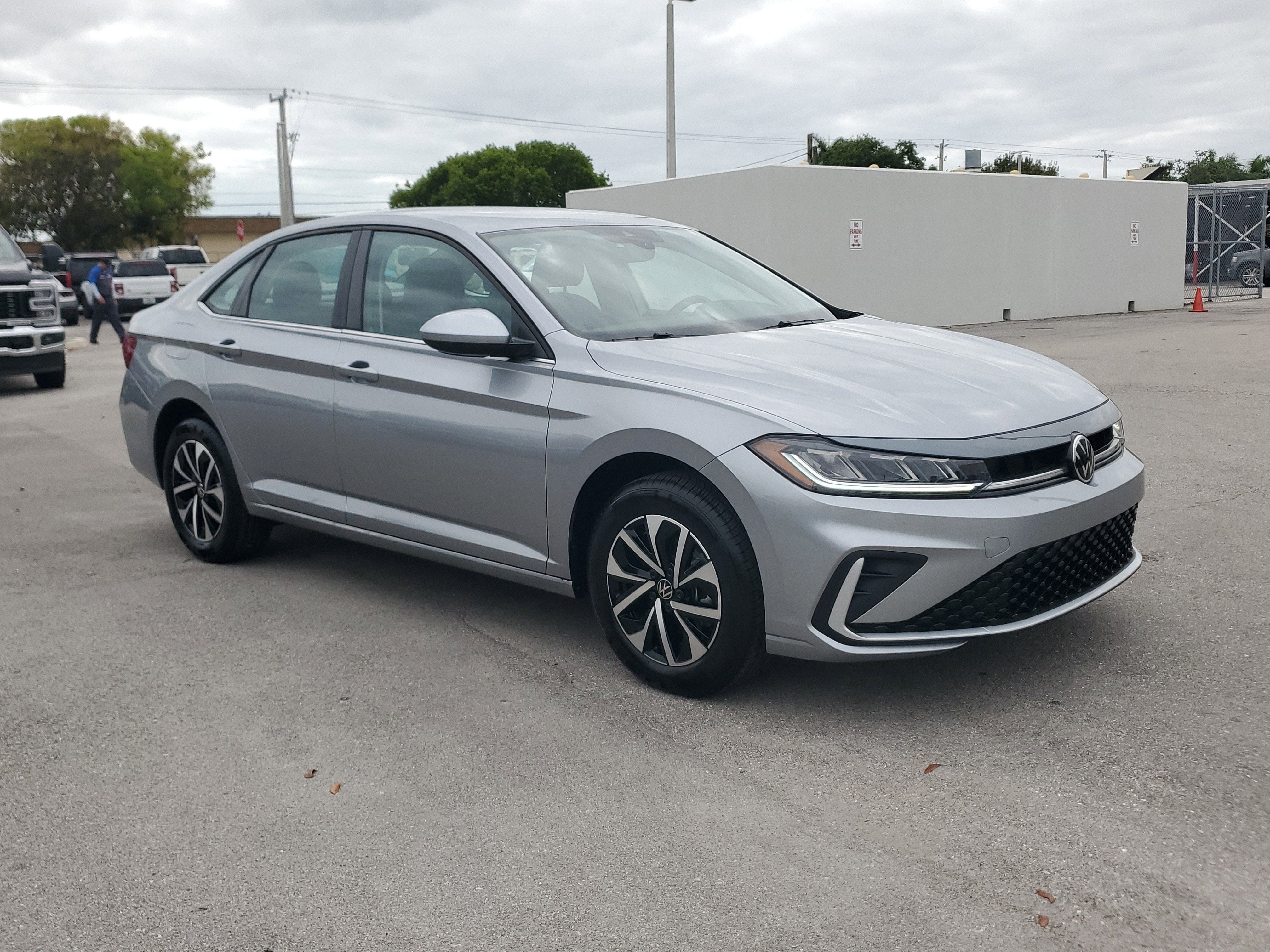 2025 Volkswagen Jetta S