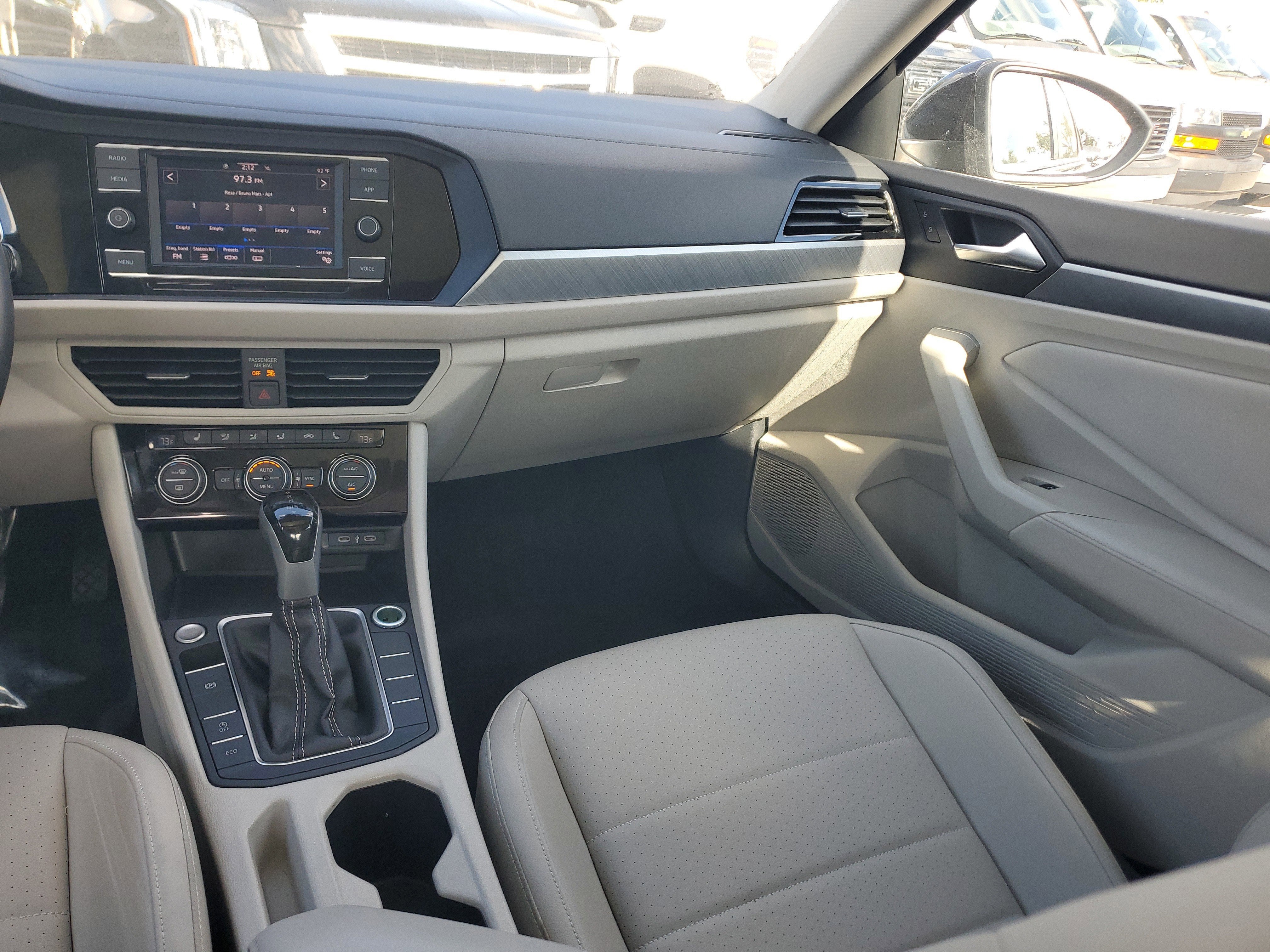 2023 Volkswagen Jetta SE