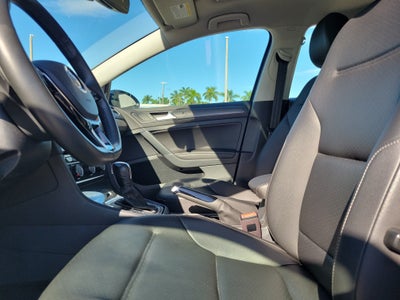 2020 Volkswagen Golf TSI