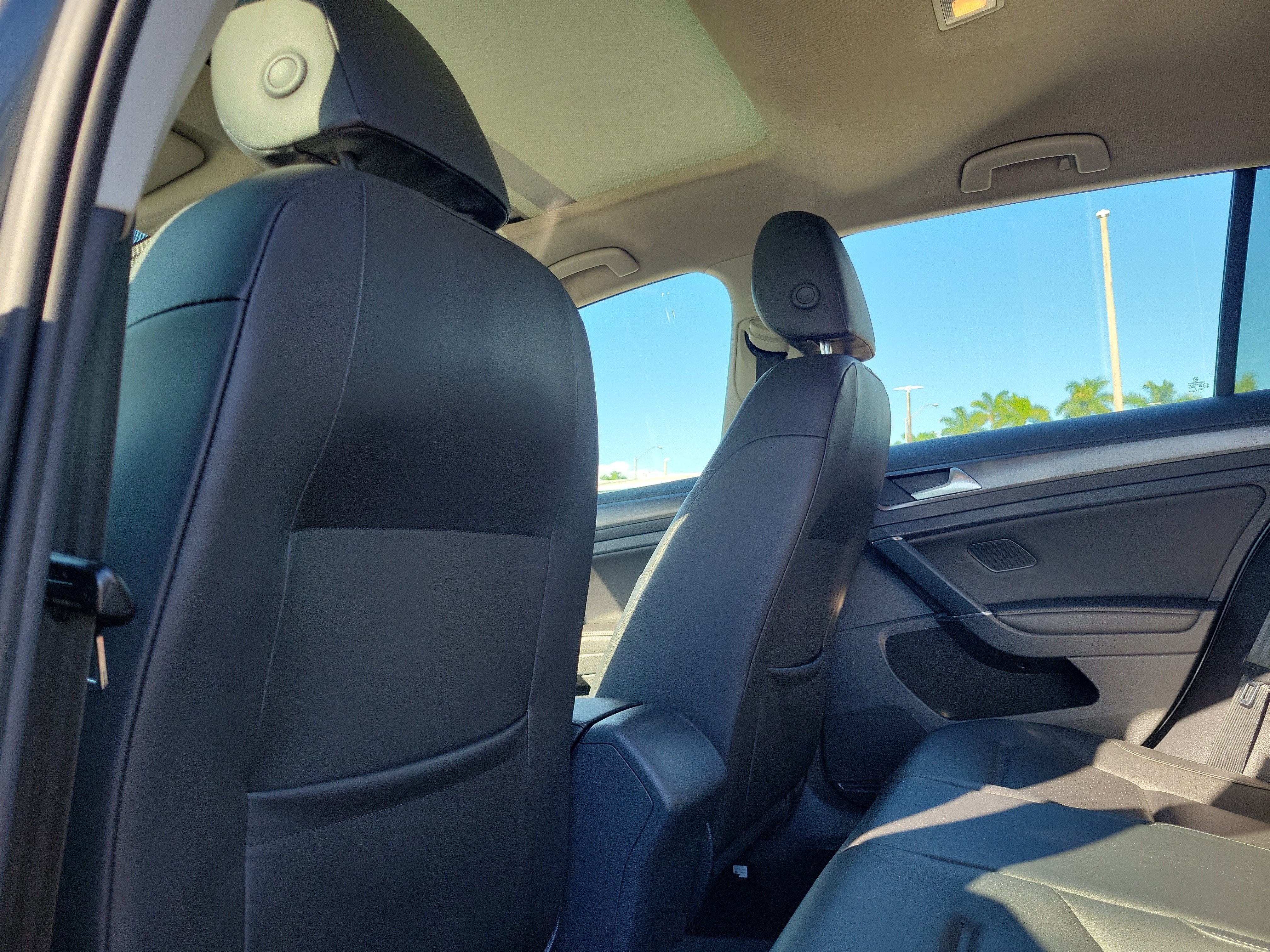 2020 Volkswagen Golf TSI