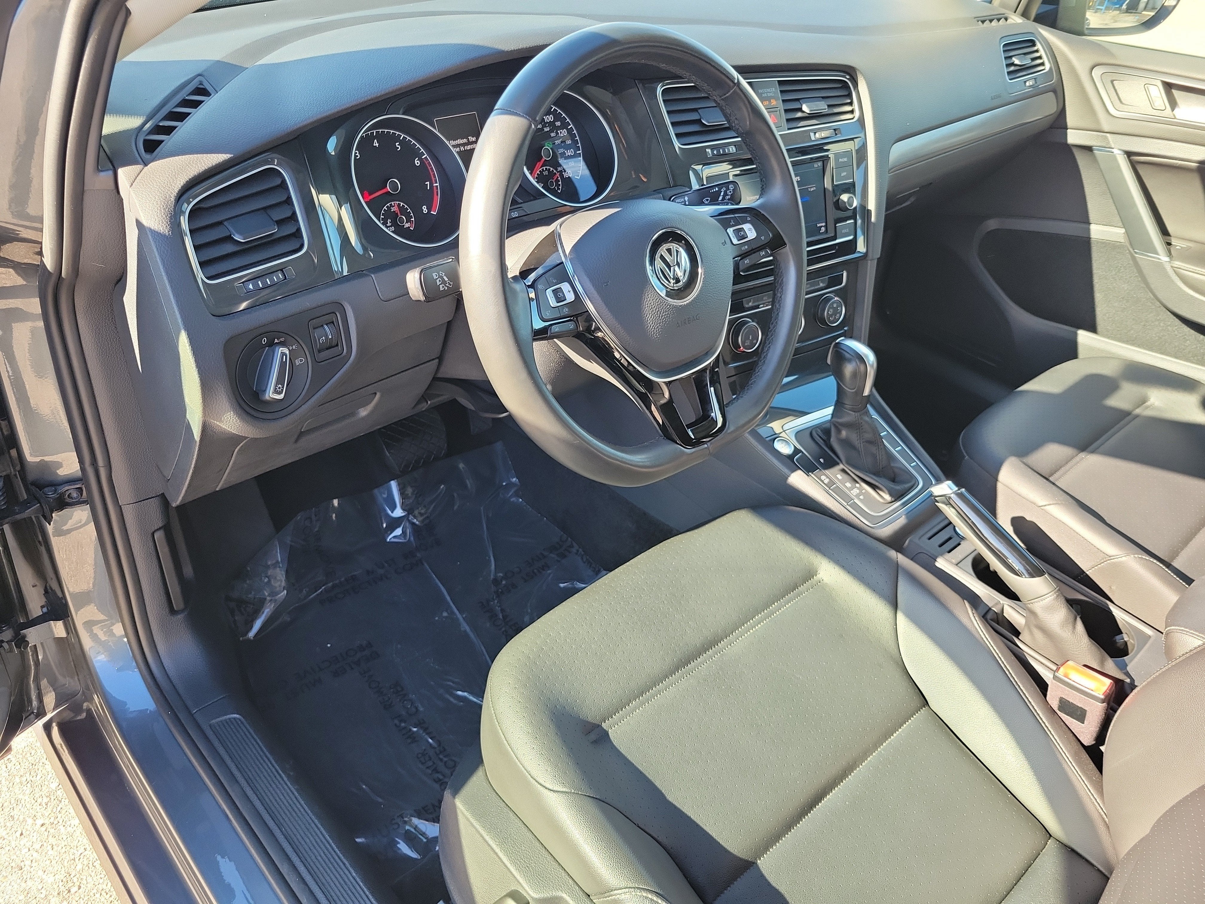 2020 Volkswagen Golf TSI