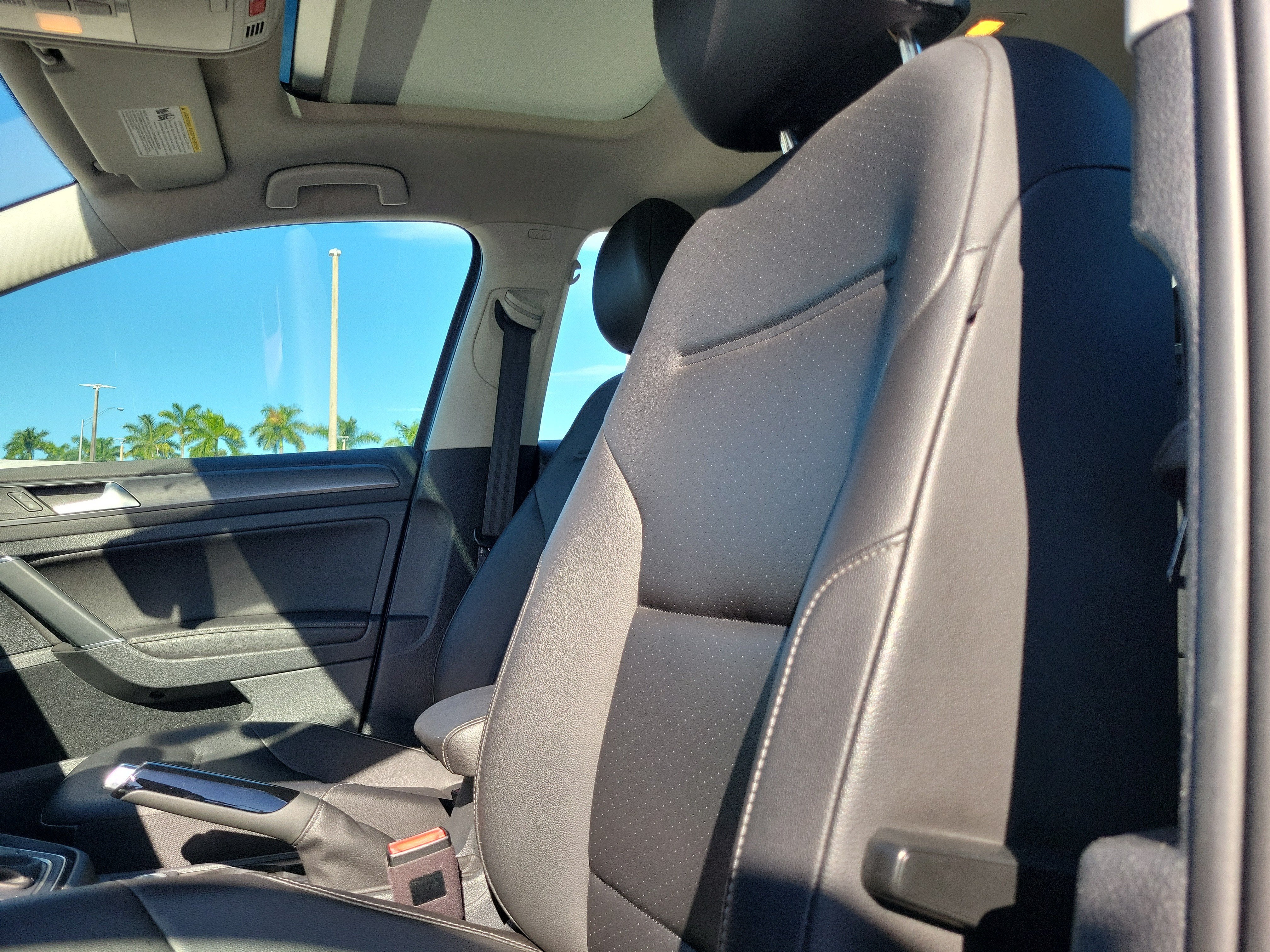 2020 Volkswagen Golf TSI