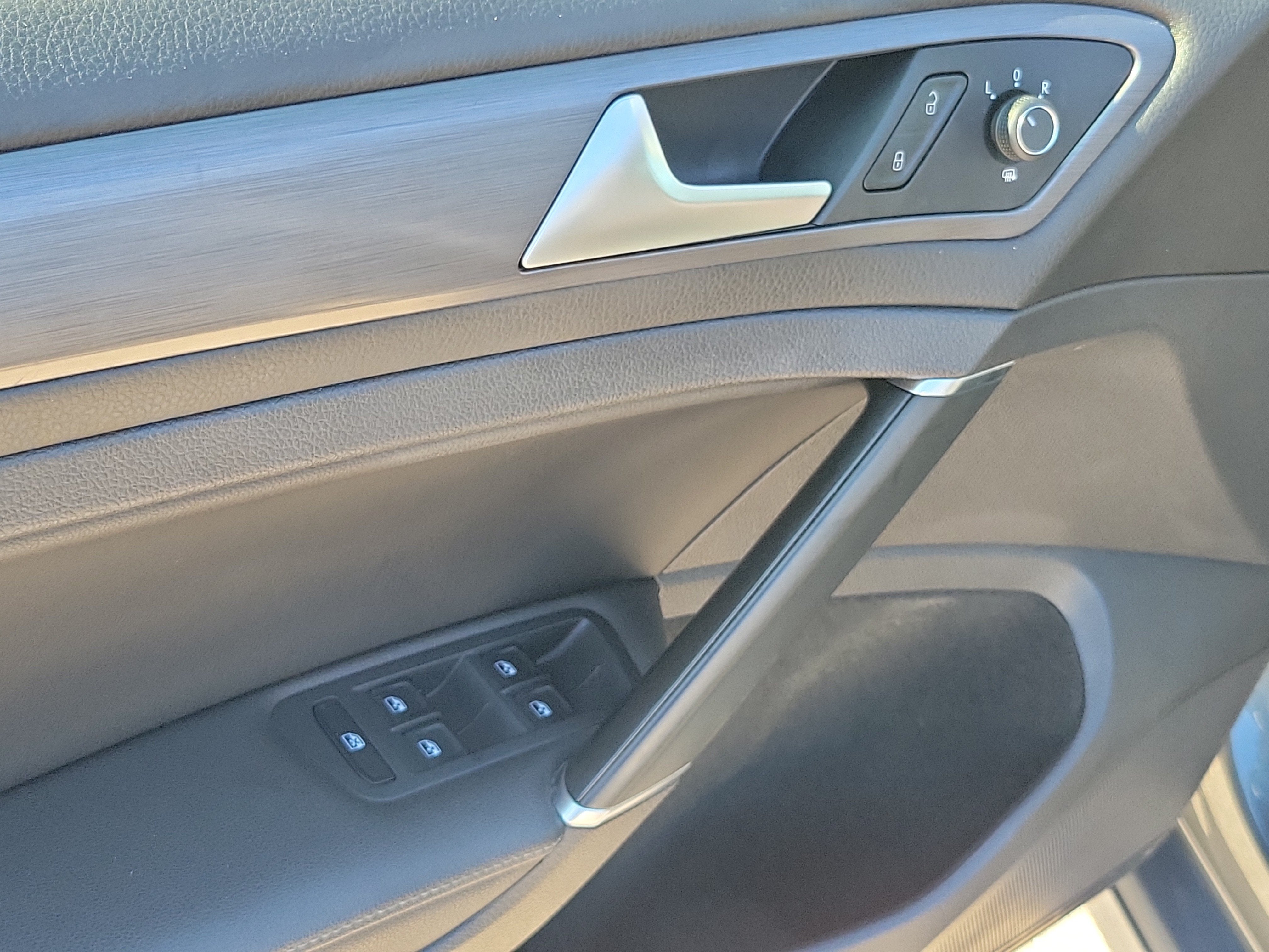 2020 Volkswagen Golf TSI