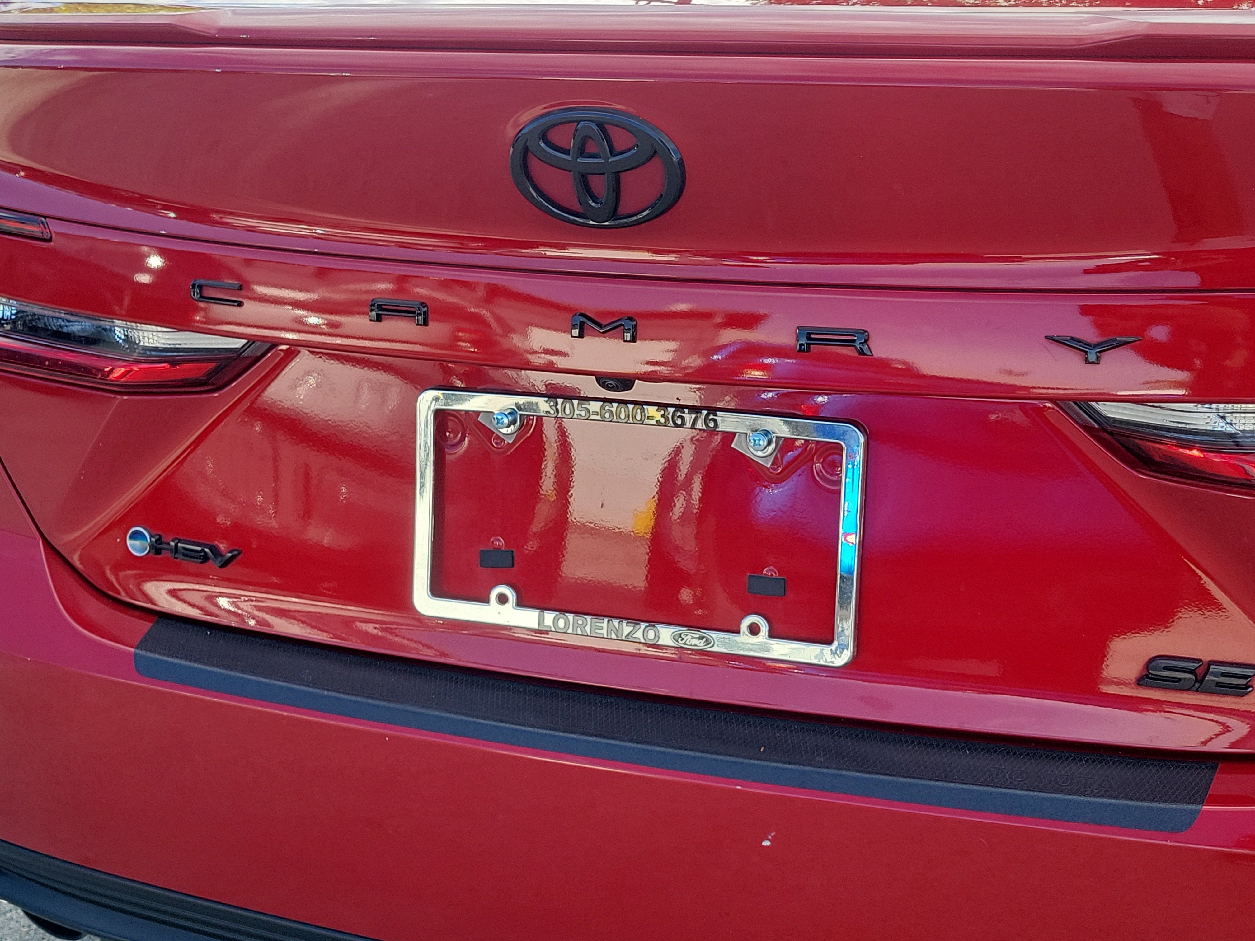 2025 Toyota Camry SE