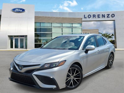 2024 Toyota Camry SE