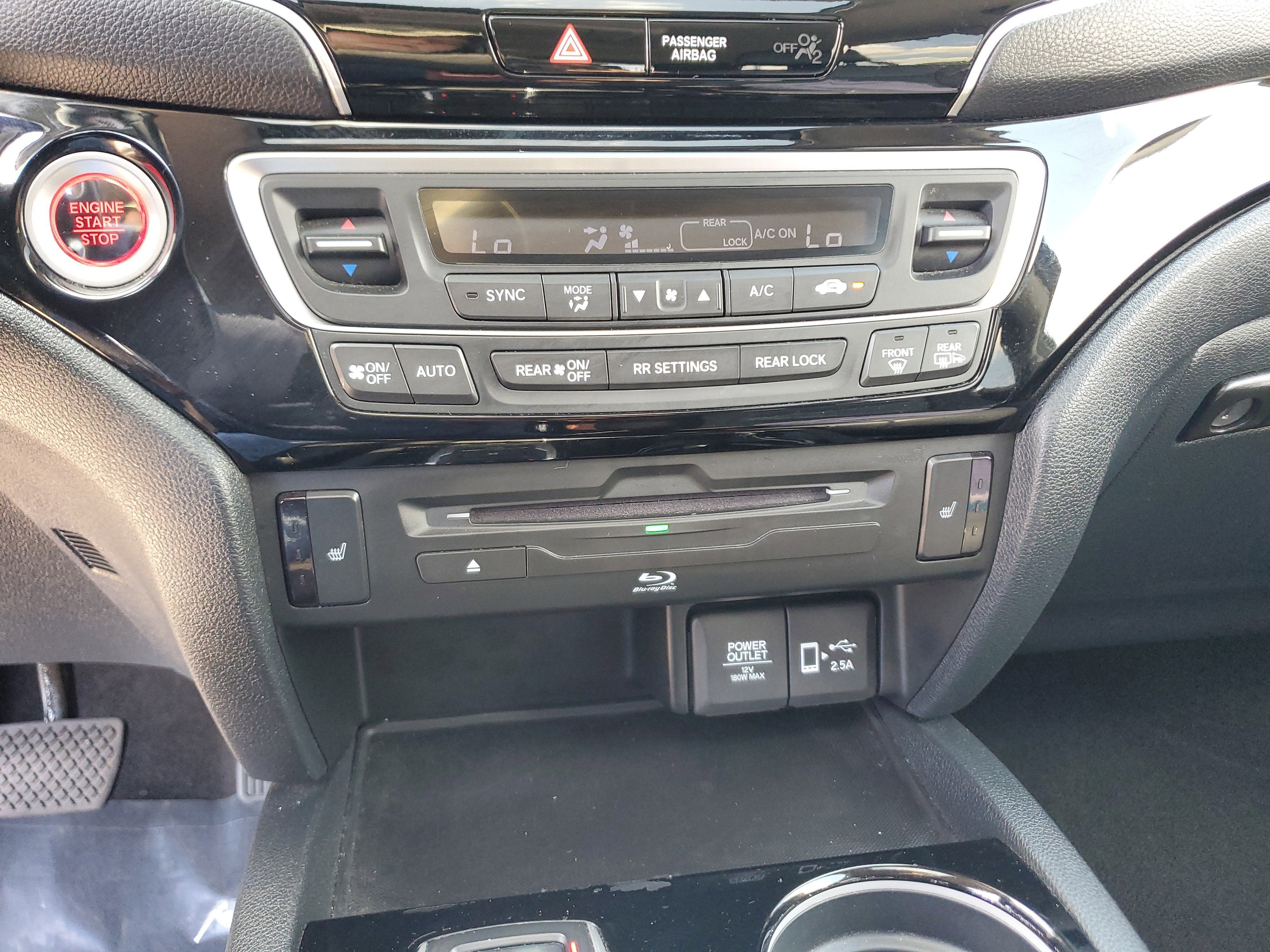 2022 Honda Pilot Touring 7-Passenger