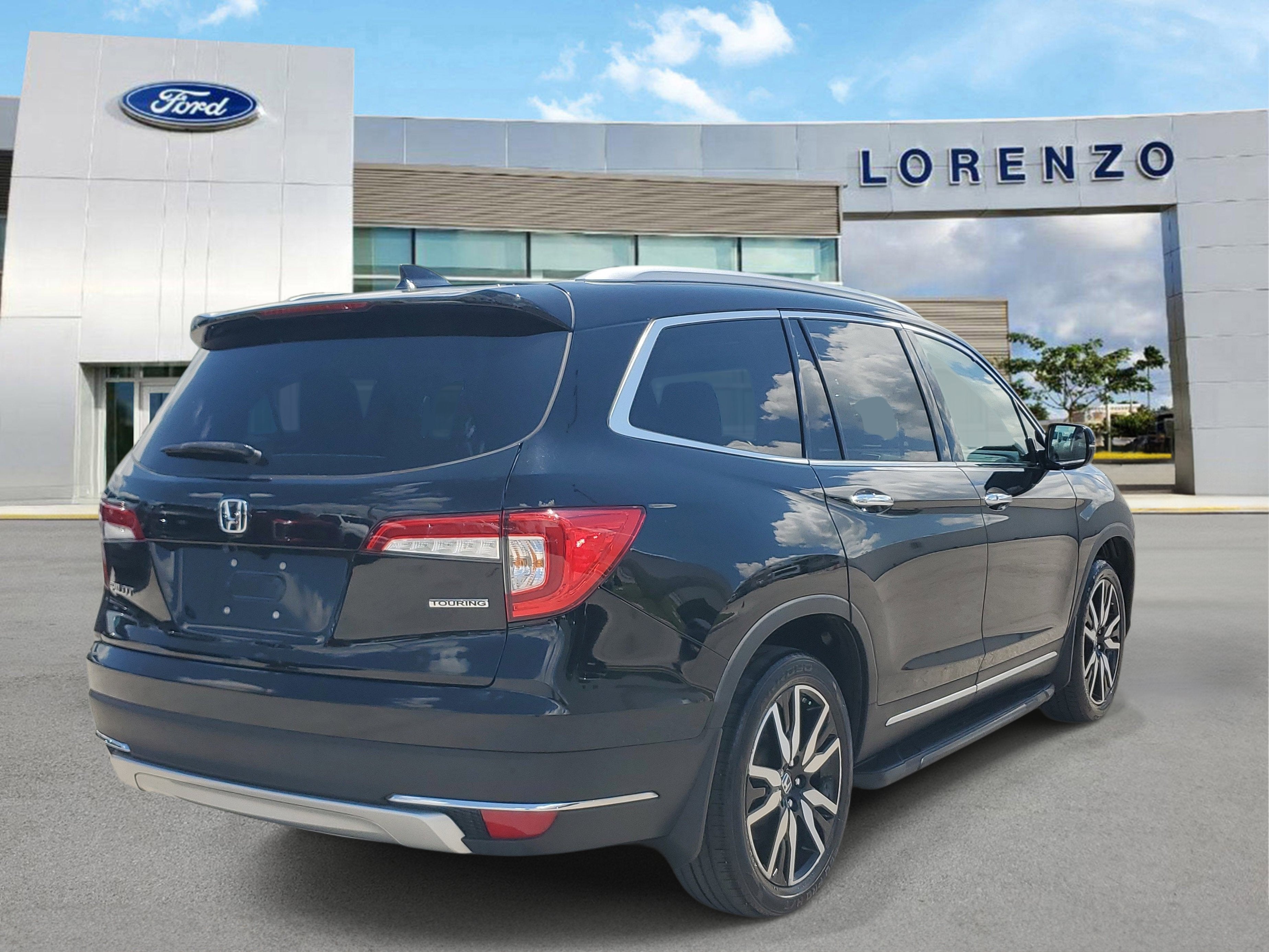 2022 Honda Pilot Touring 7-Passenger