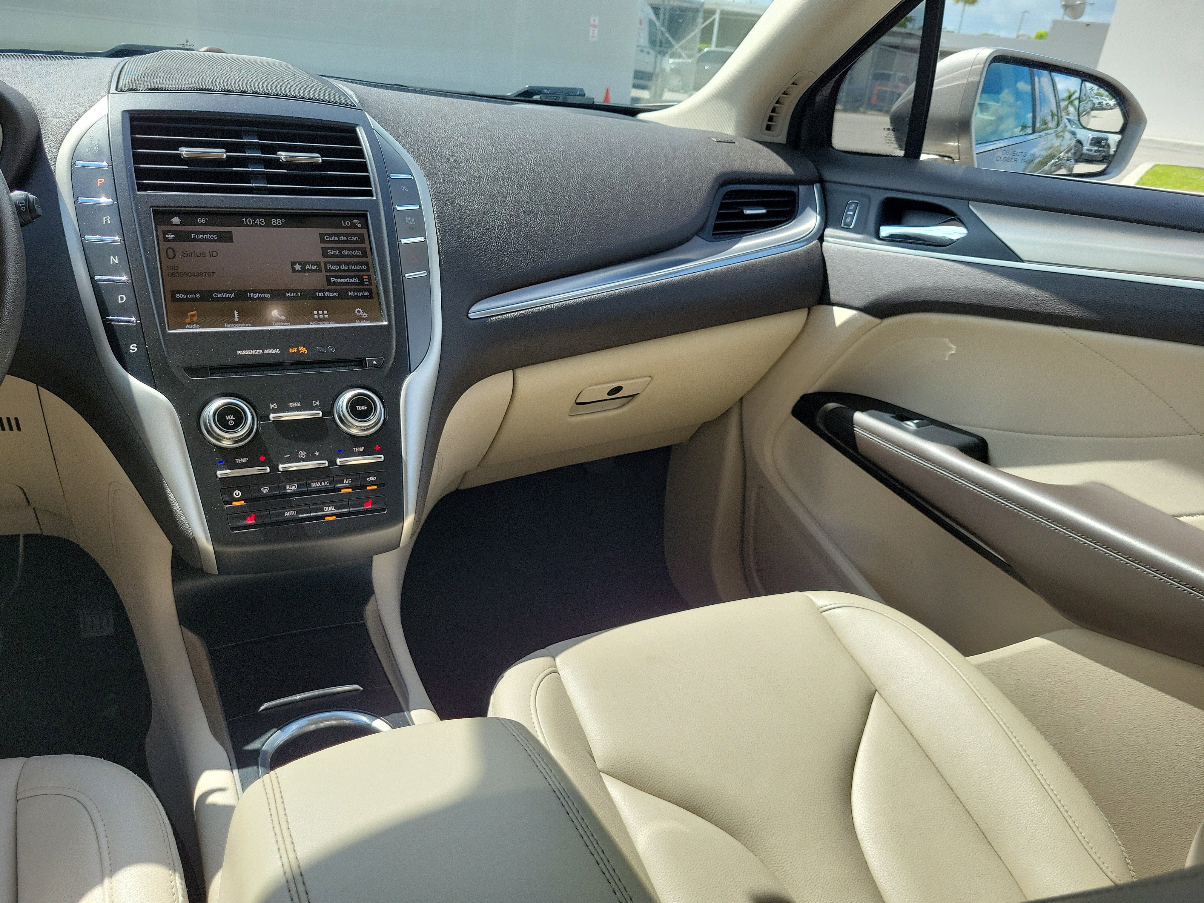 2019 Lincoln MKC Standard