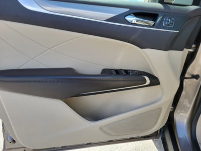 2019 Lincoln MKC Standard