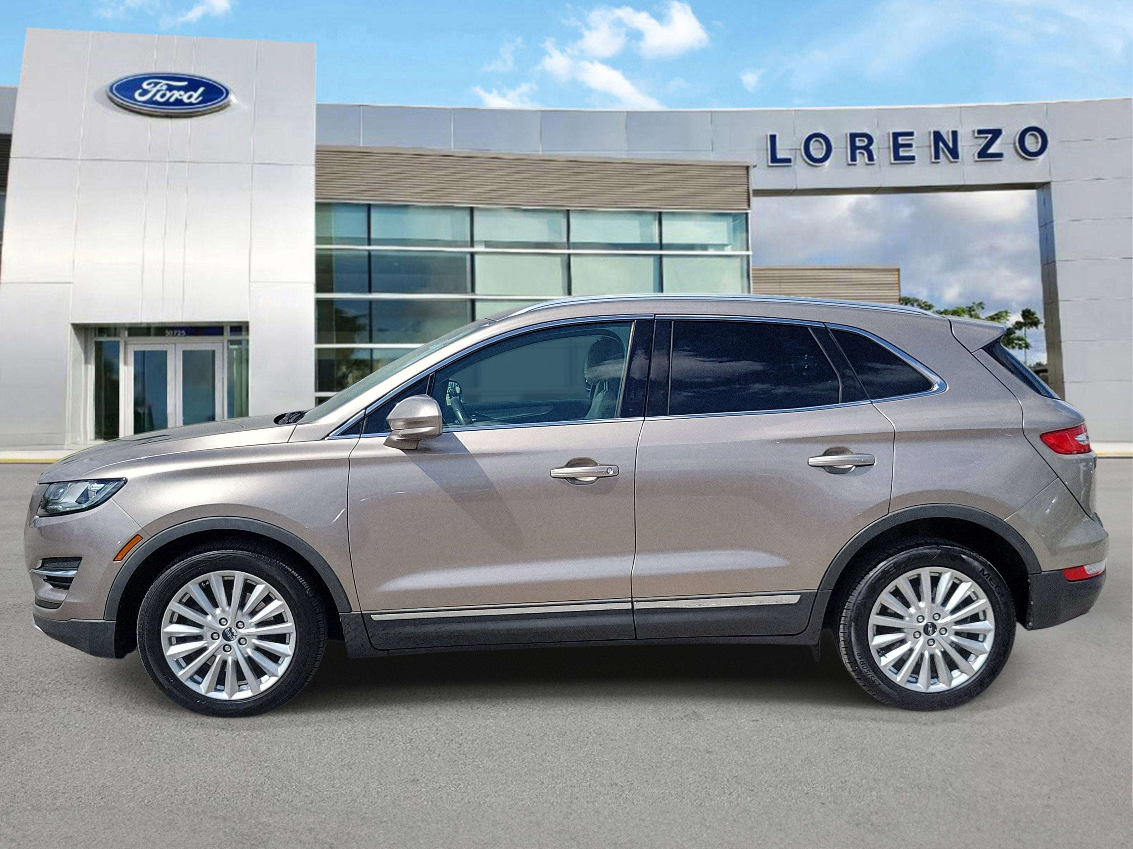 2019 Lincoln MKC Standard