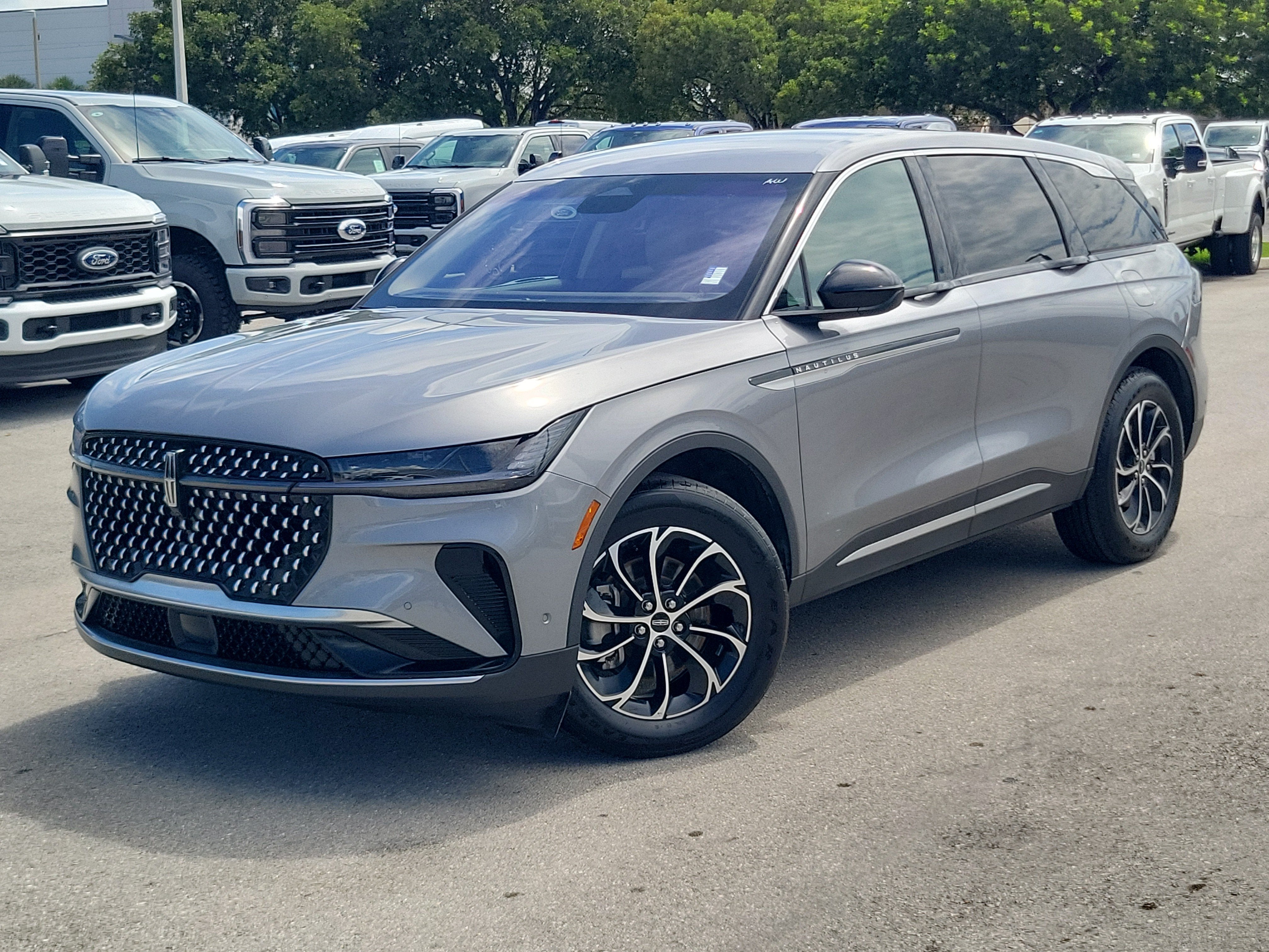 2024 Lincoln Nautilus Premiere 4WD