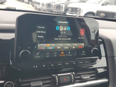 2024 Nissan Pathfinder SL