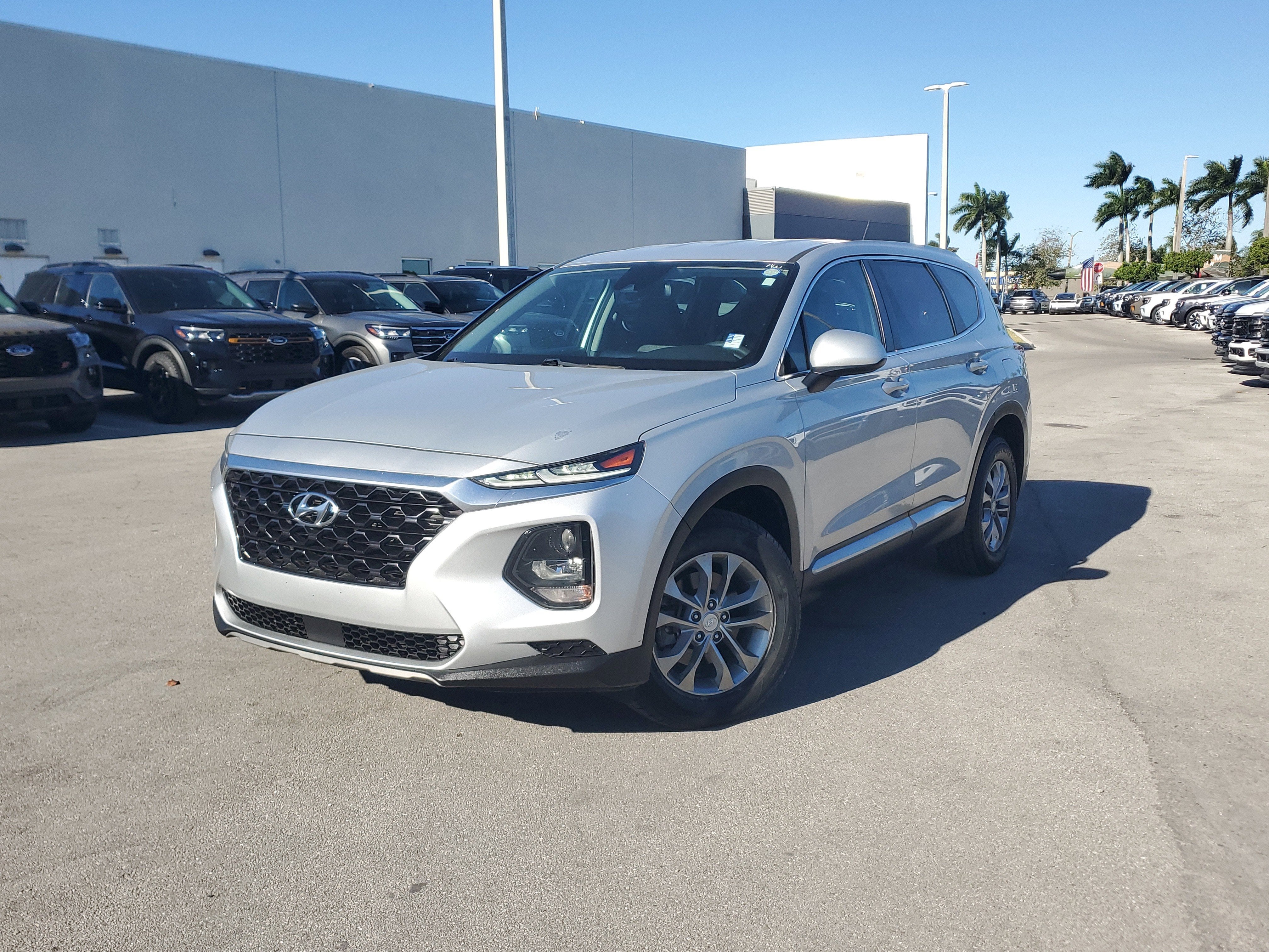 2020 Hyundai Santa Fe SE