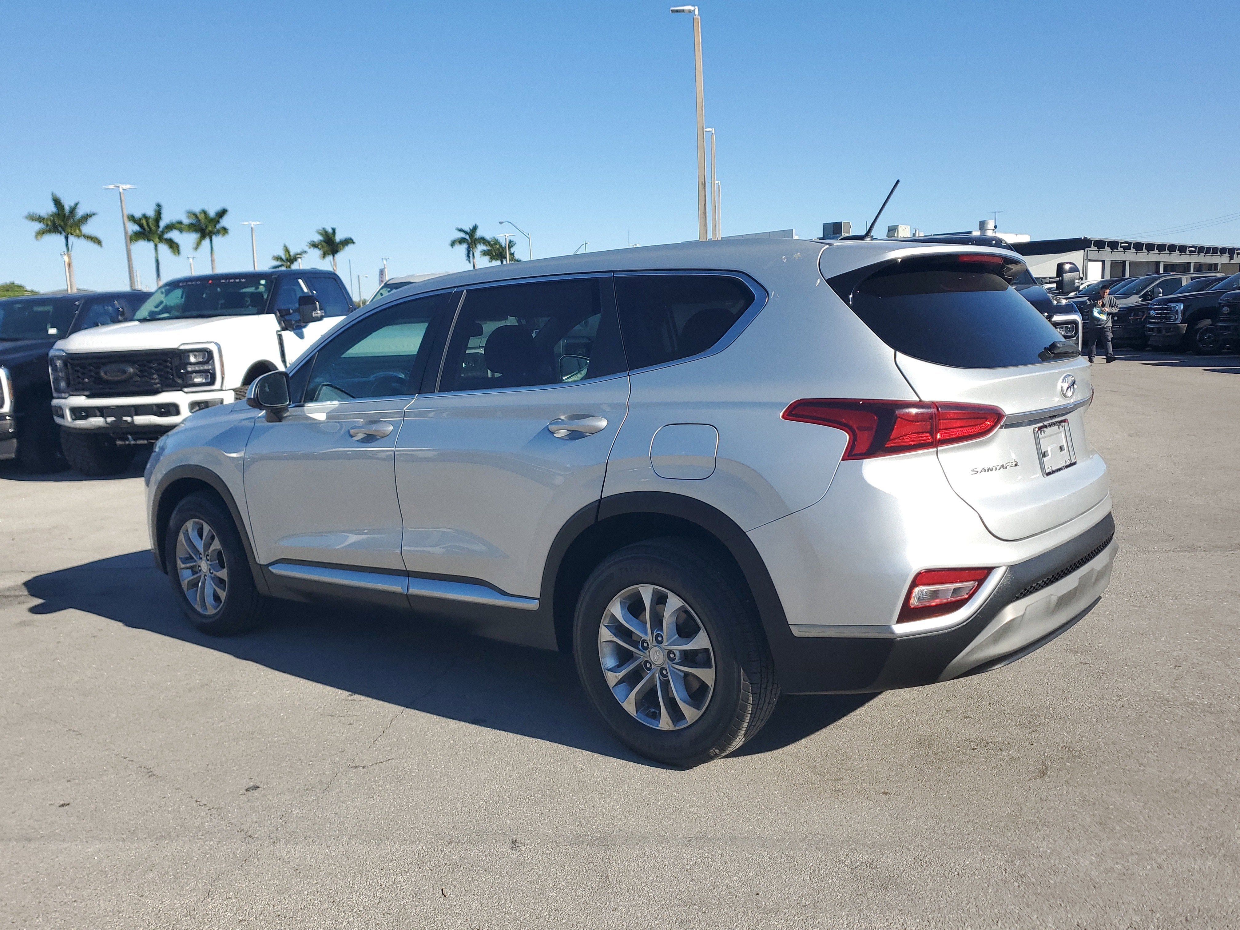 2020 Hyundai Santa Fe SE