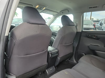2023 Toyota Highlander LE