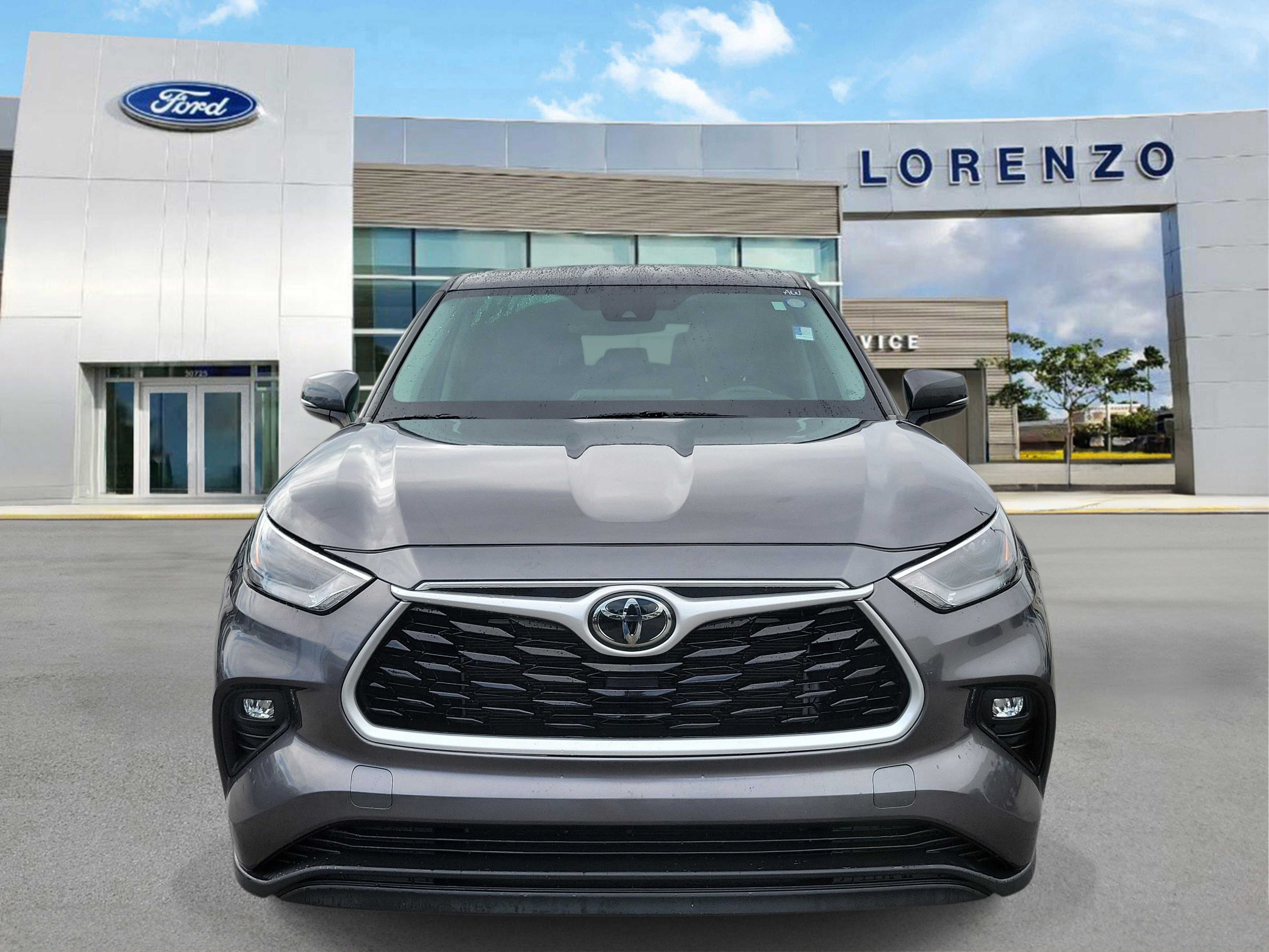 2023 Toyota Highlander LE