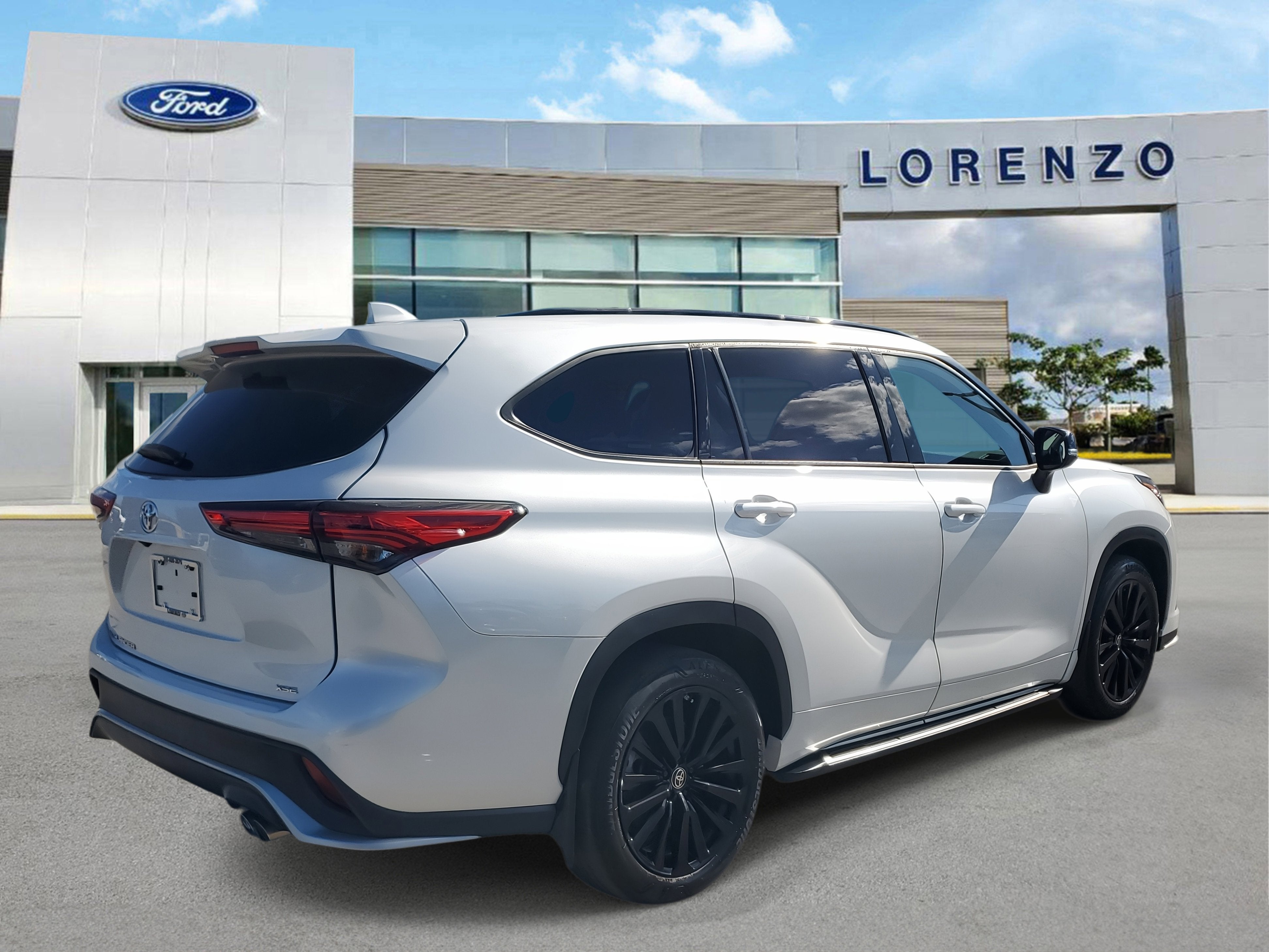 2023 Toyota Highlander XSE