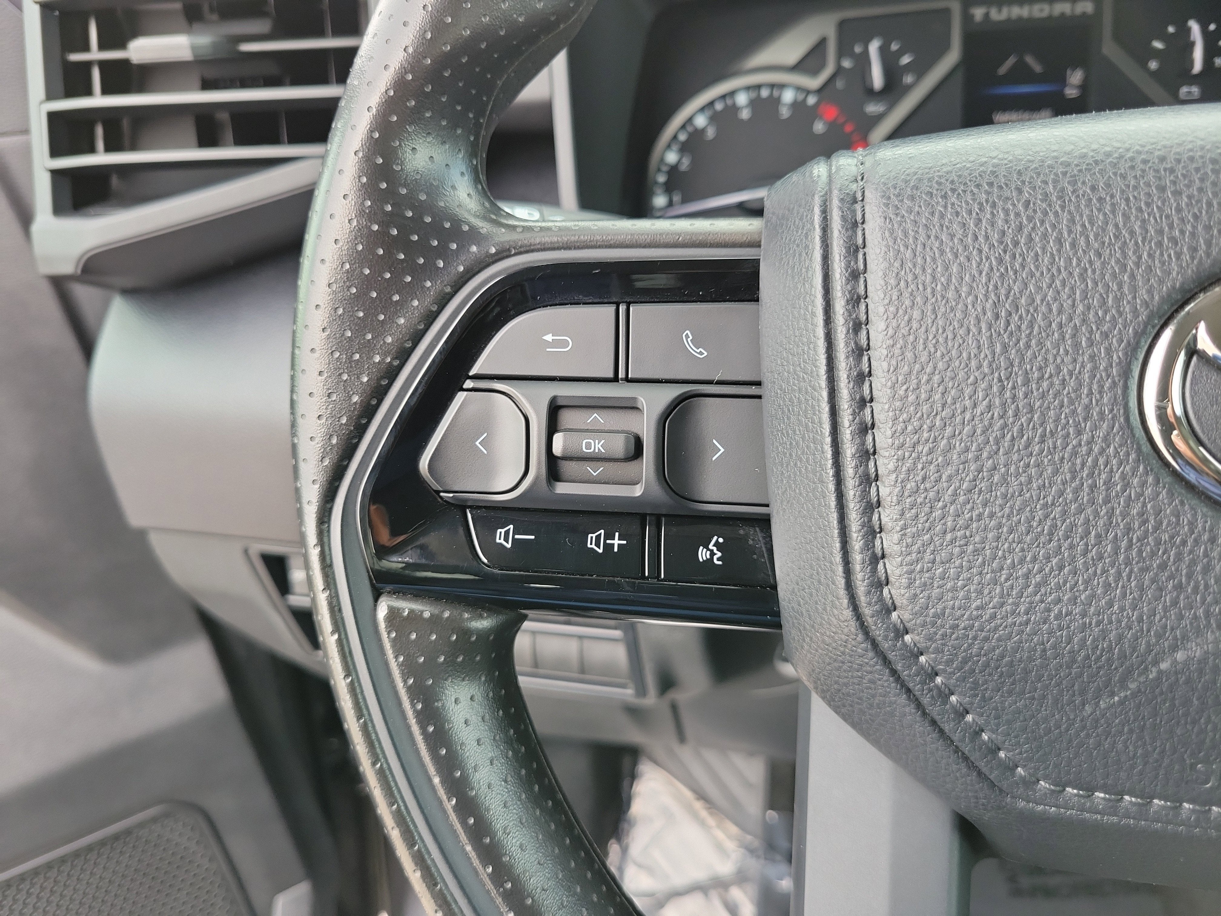 2023 Toyota Tundra 2WD SR