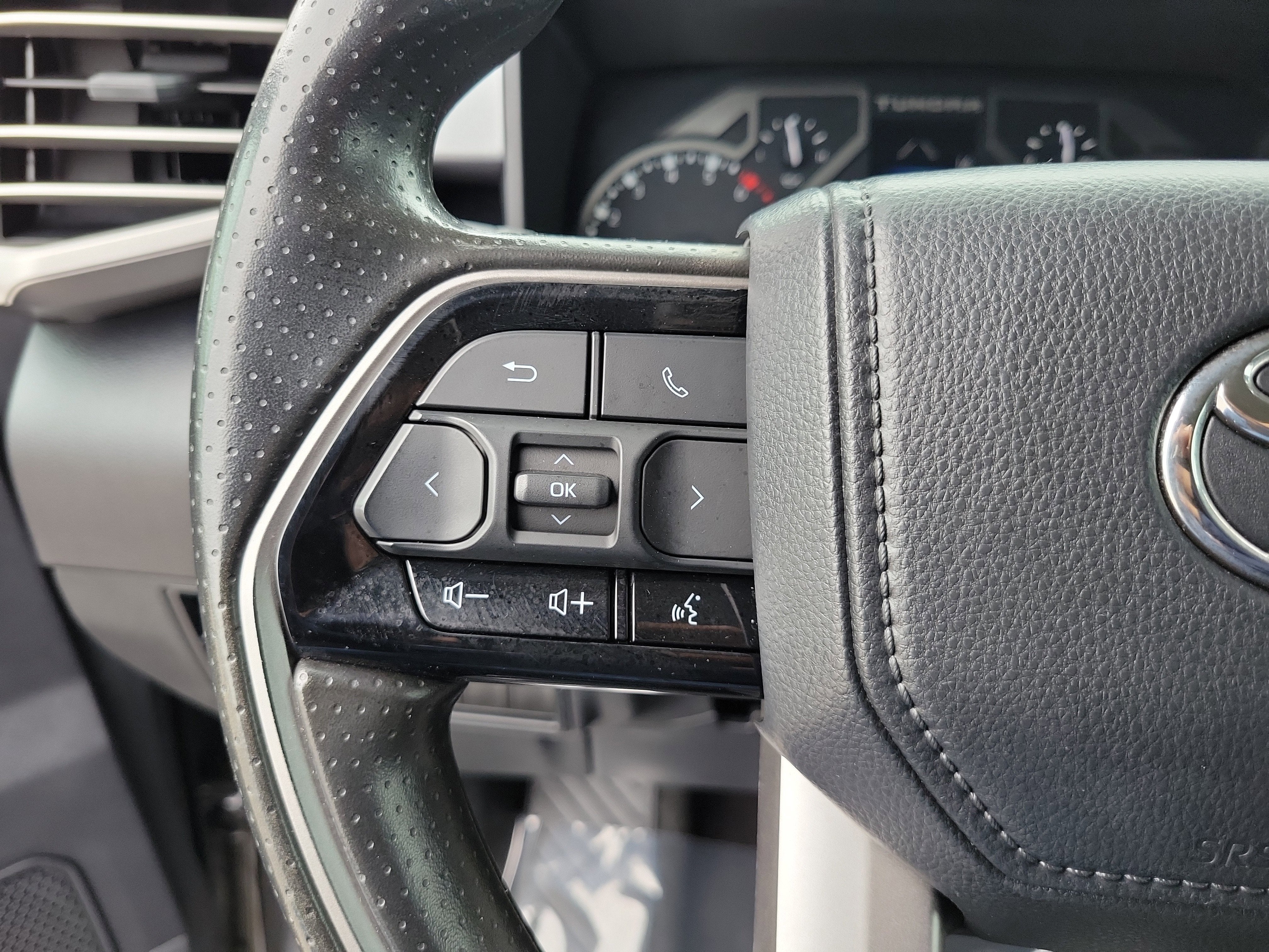 2023 Toyota Tundra 2WD SR5