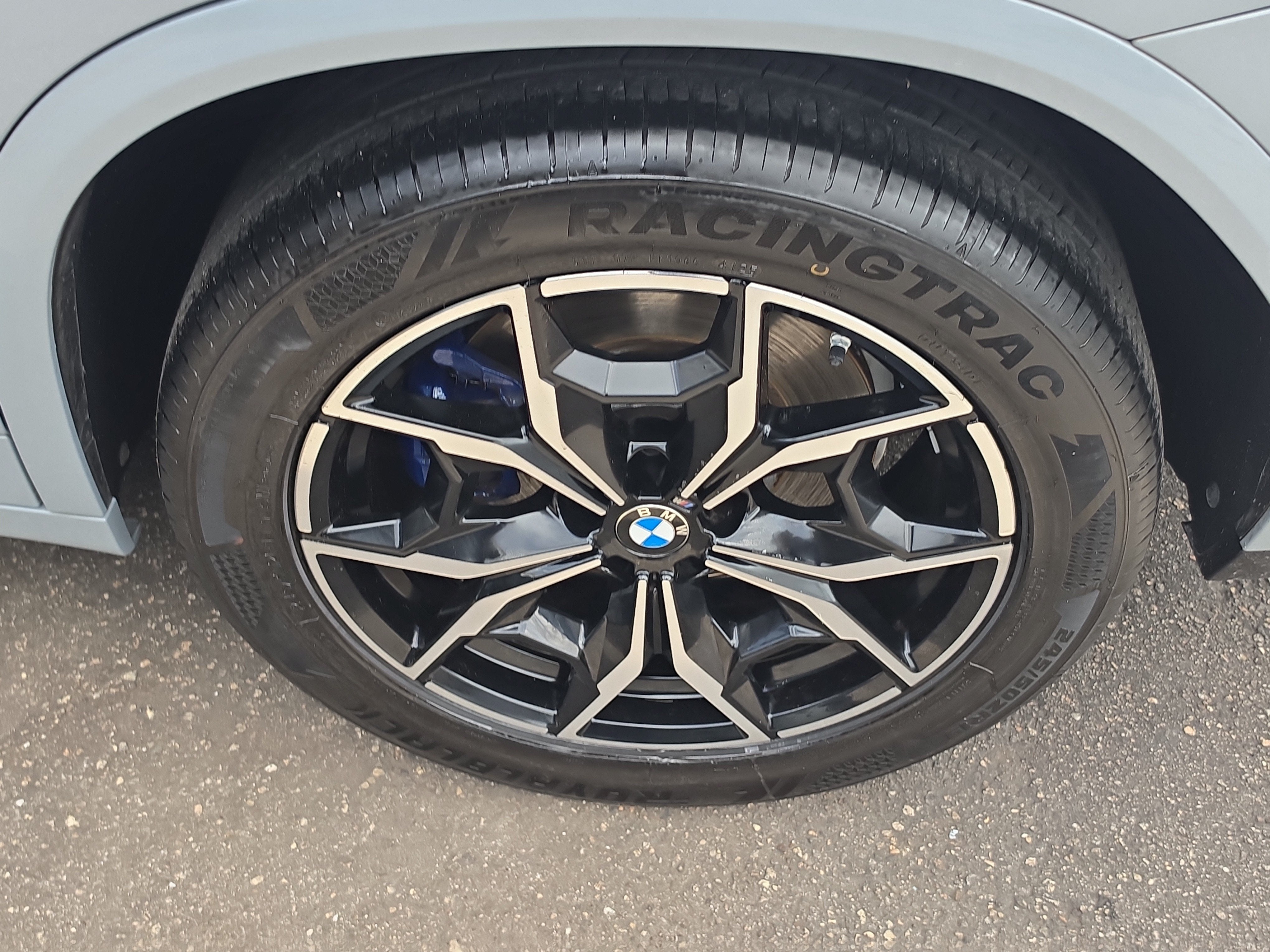 2024 BMW X4 M40i