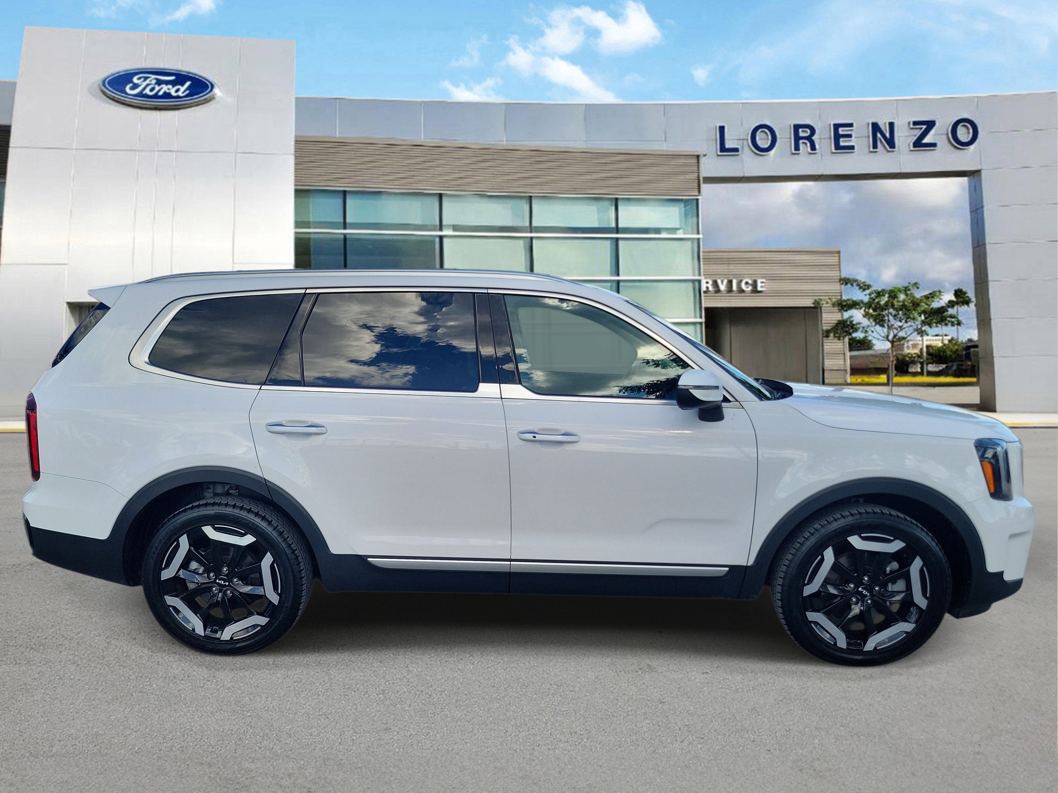 2024 Kia Telluride S