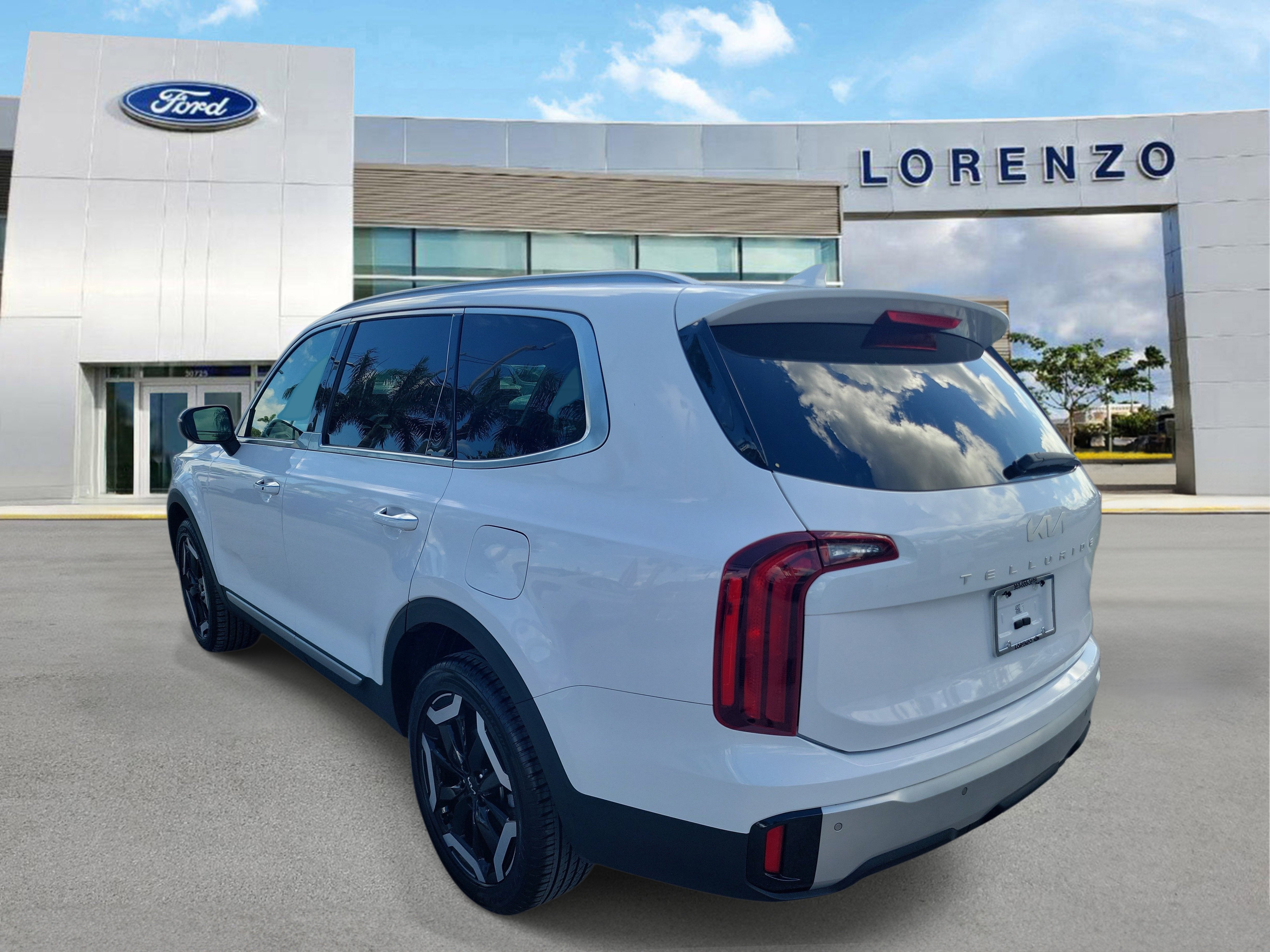 2024 Kia Telluride S