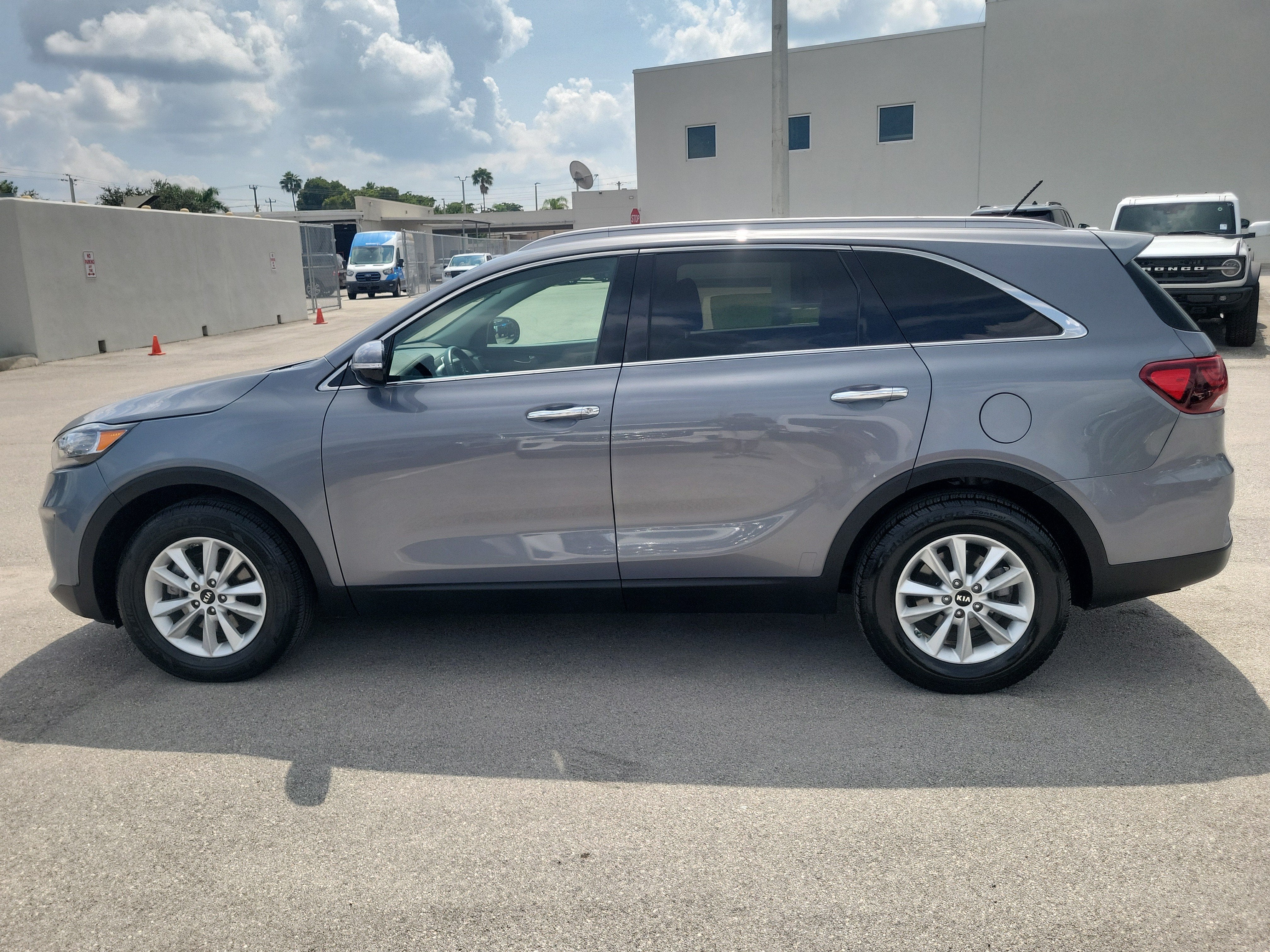 2020 Kia Sorento LX