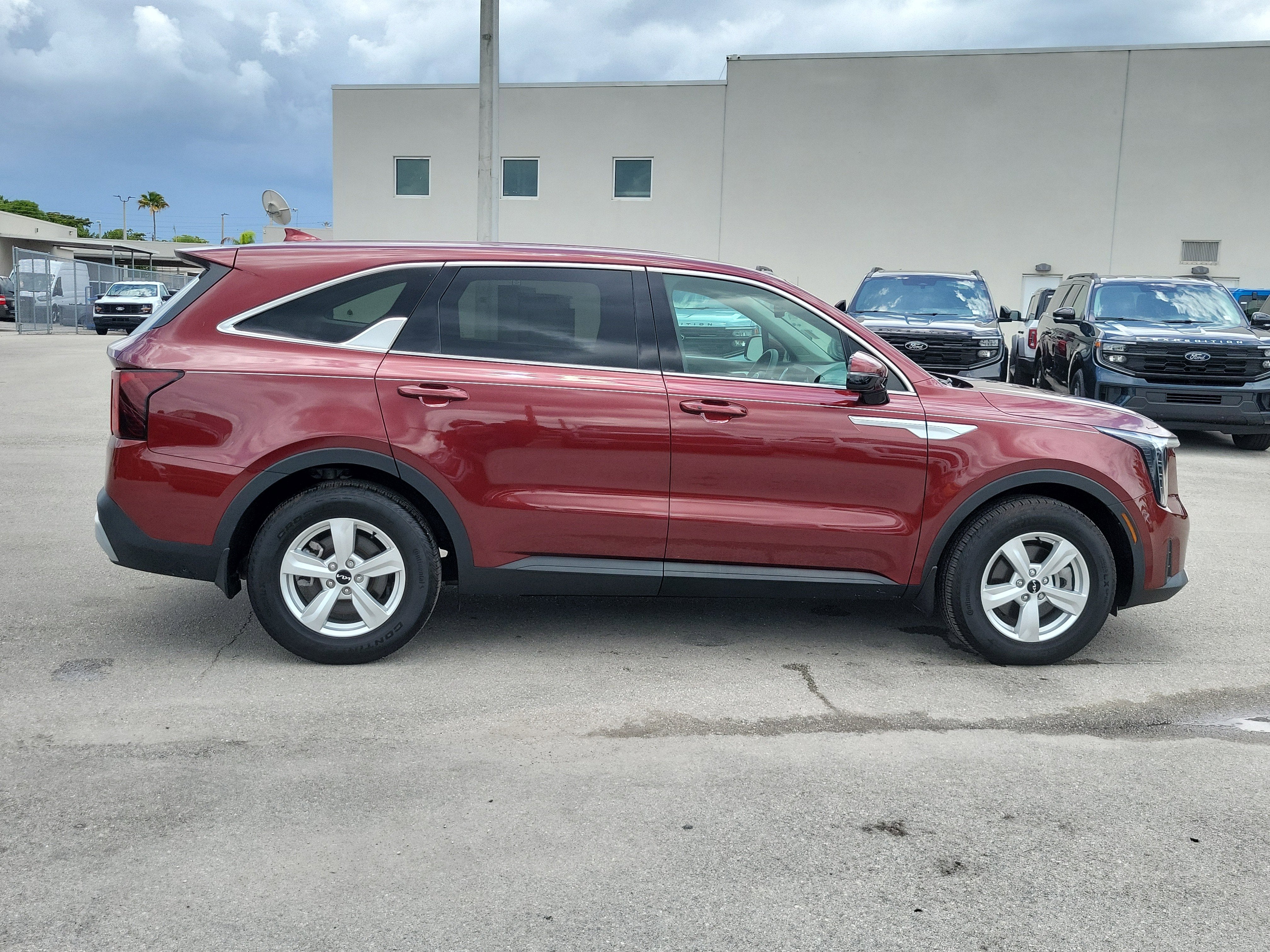 2024 Kia Sorento LX