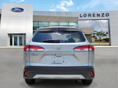 2024 Toyota Corolla Cross LE