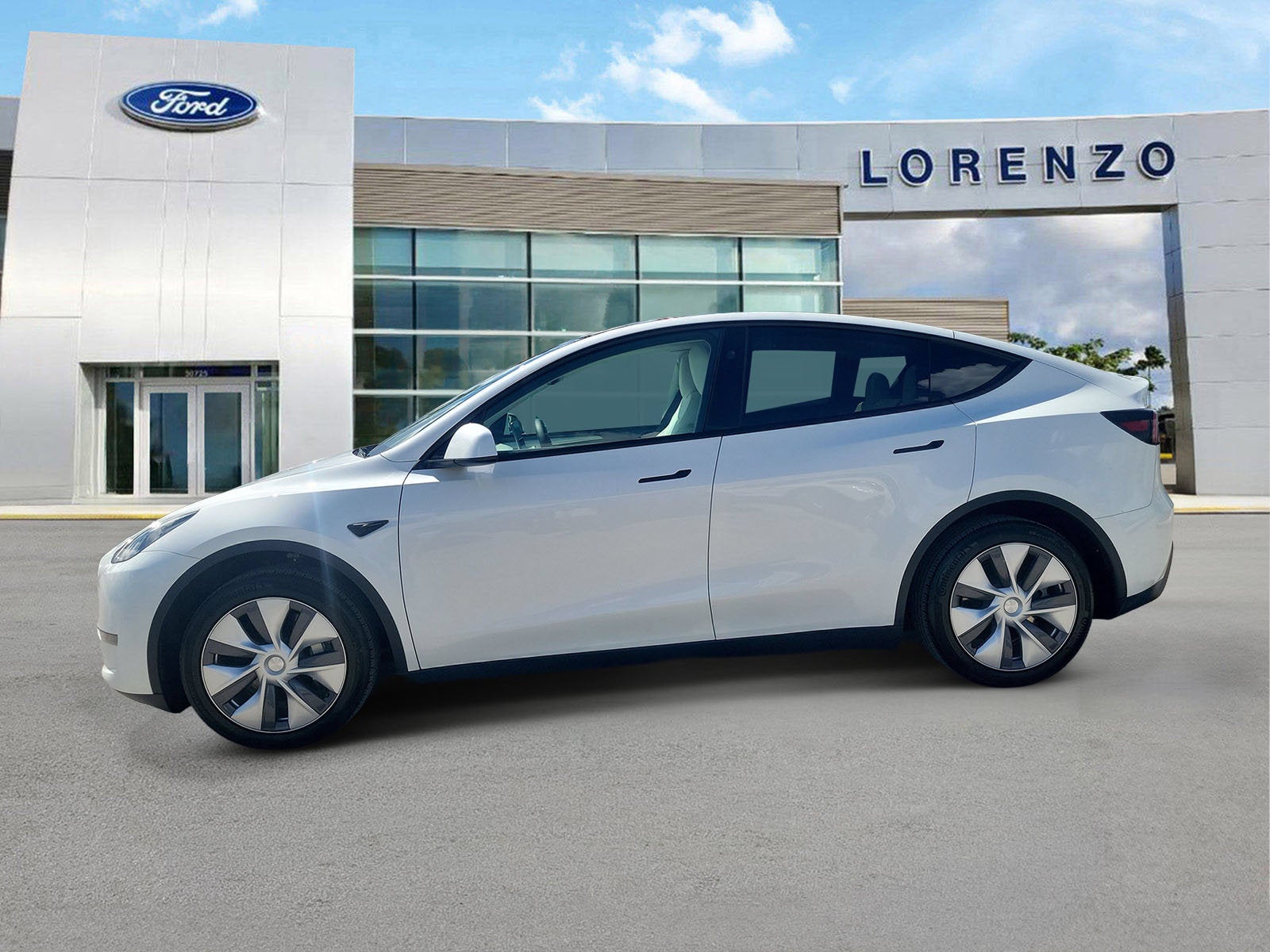2024 Tesla Model Y Long Range