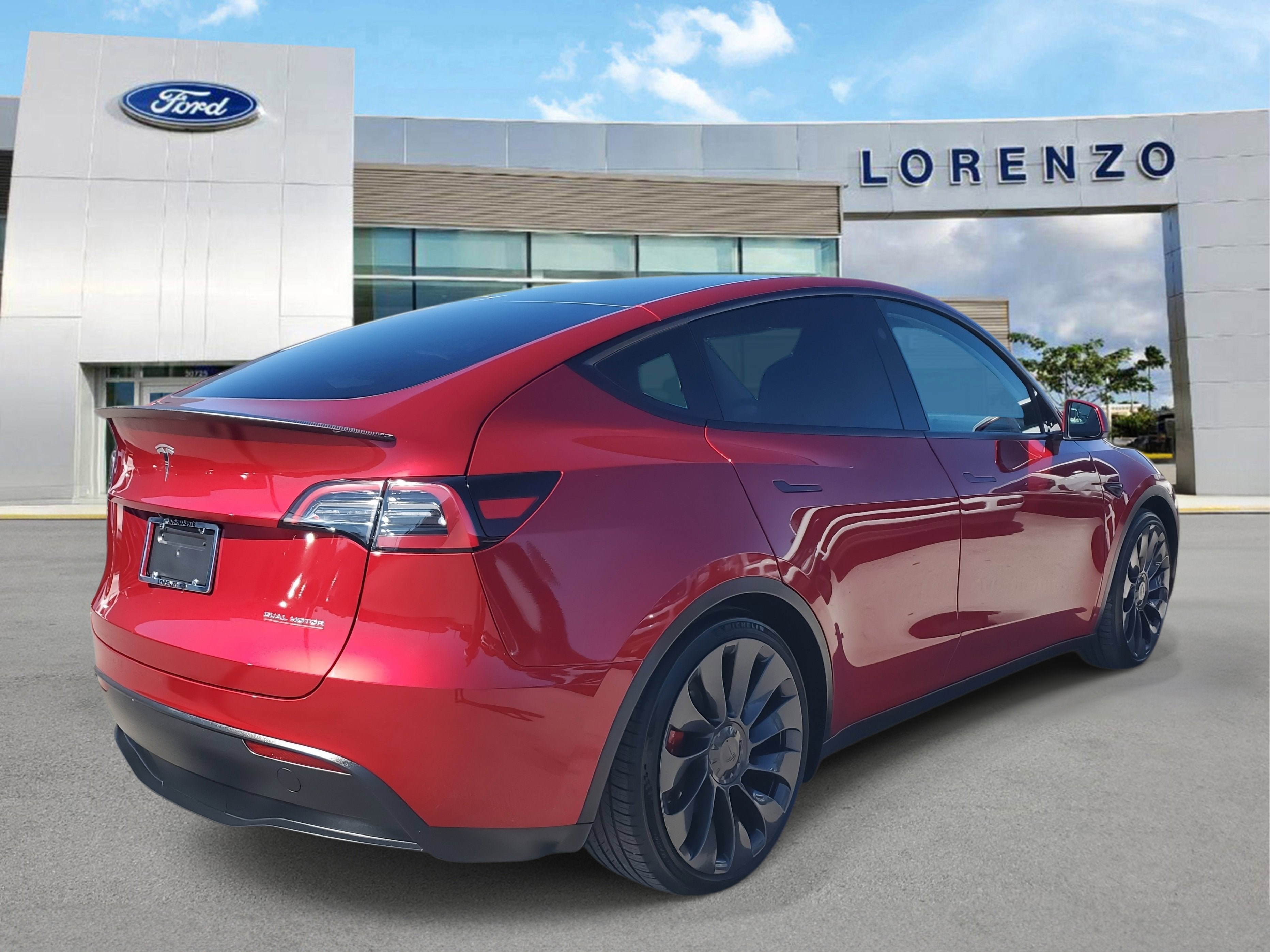 2024 Tesla Model Y Performance
