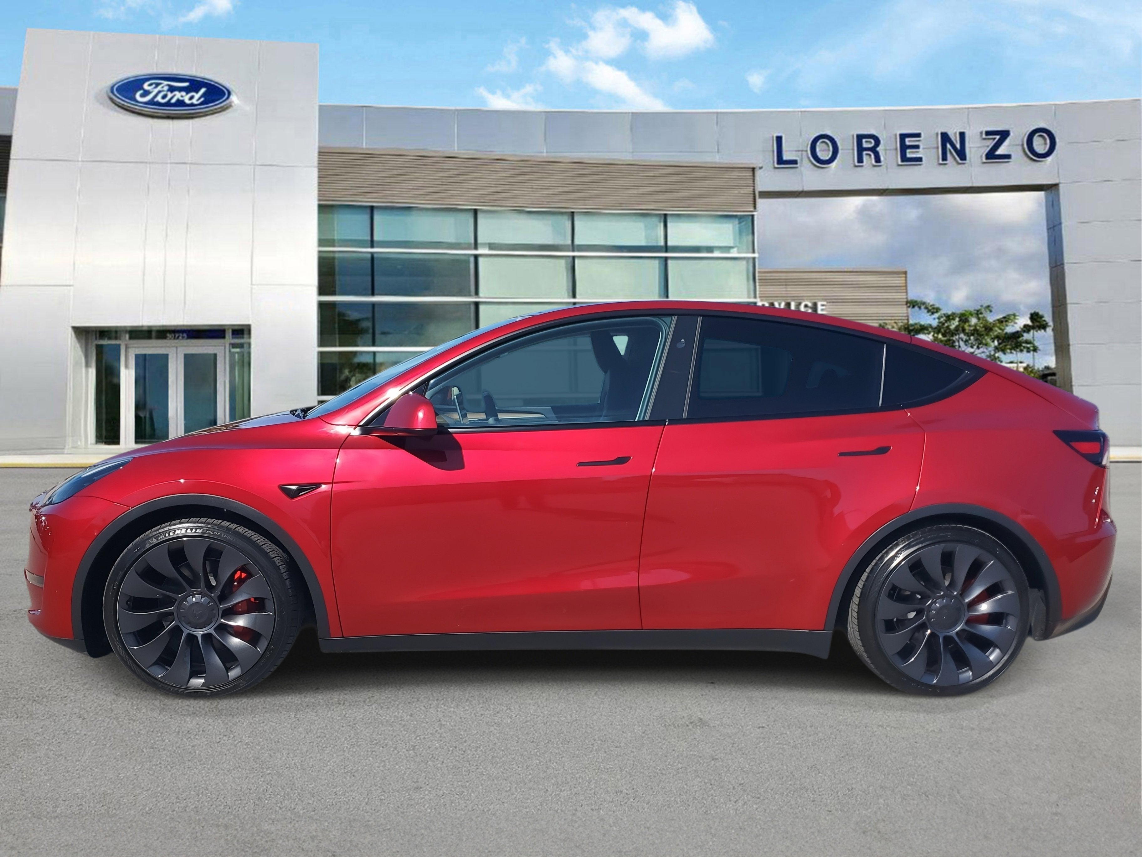 2024 Tesla Model Y Performance