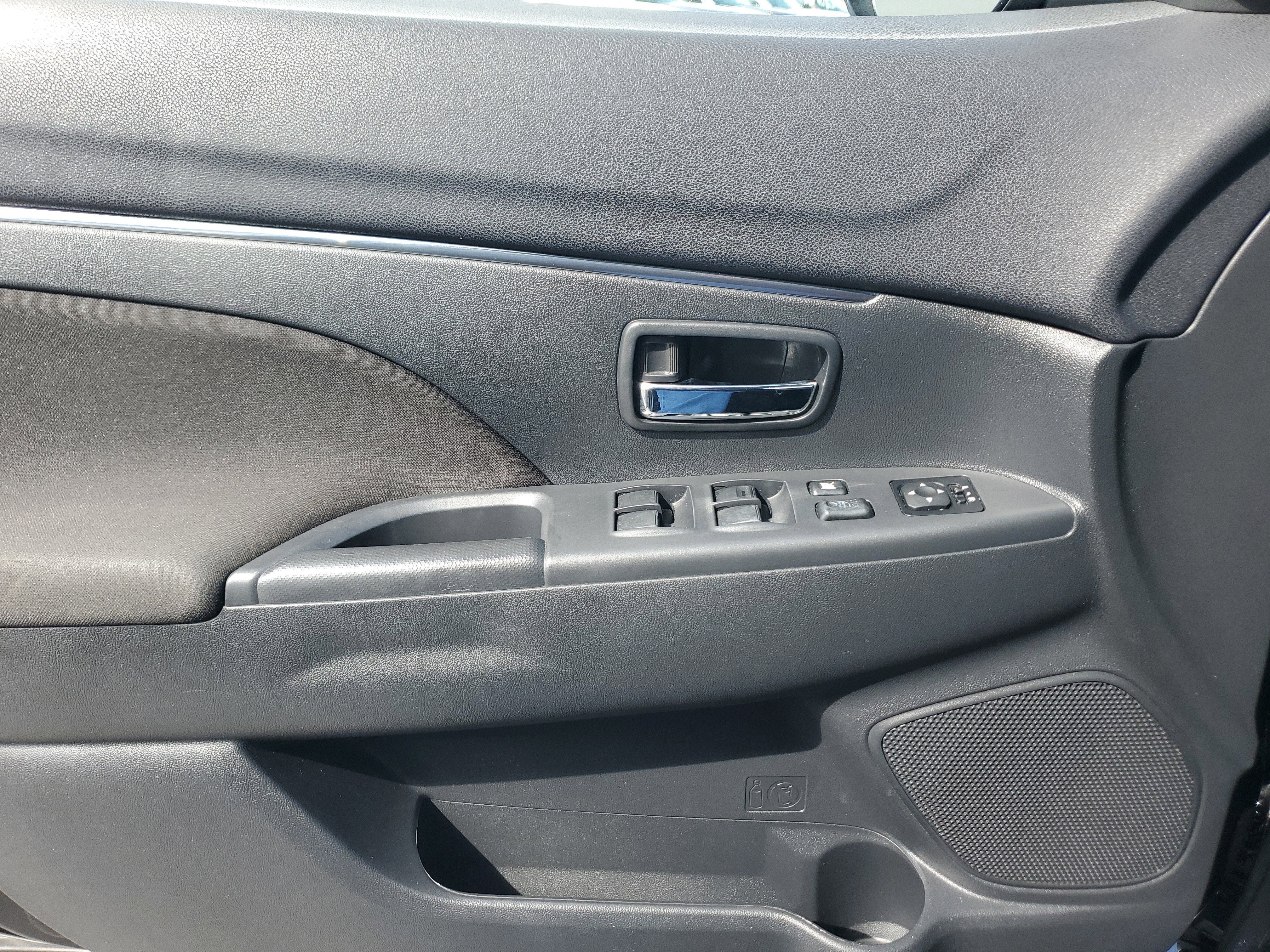 2019 Mitsubishi Outlander Sport LE 2.0