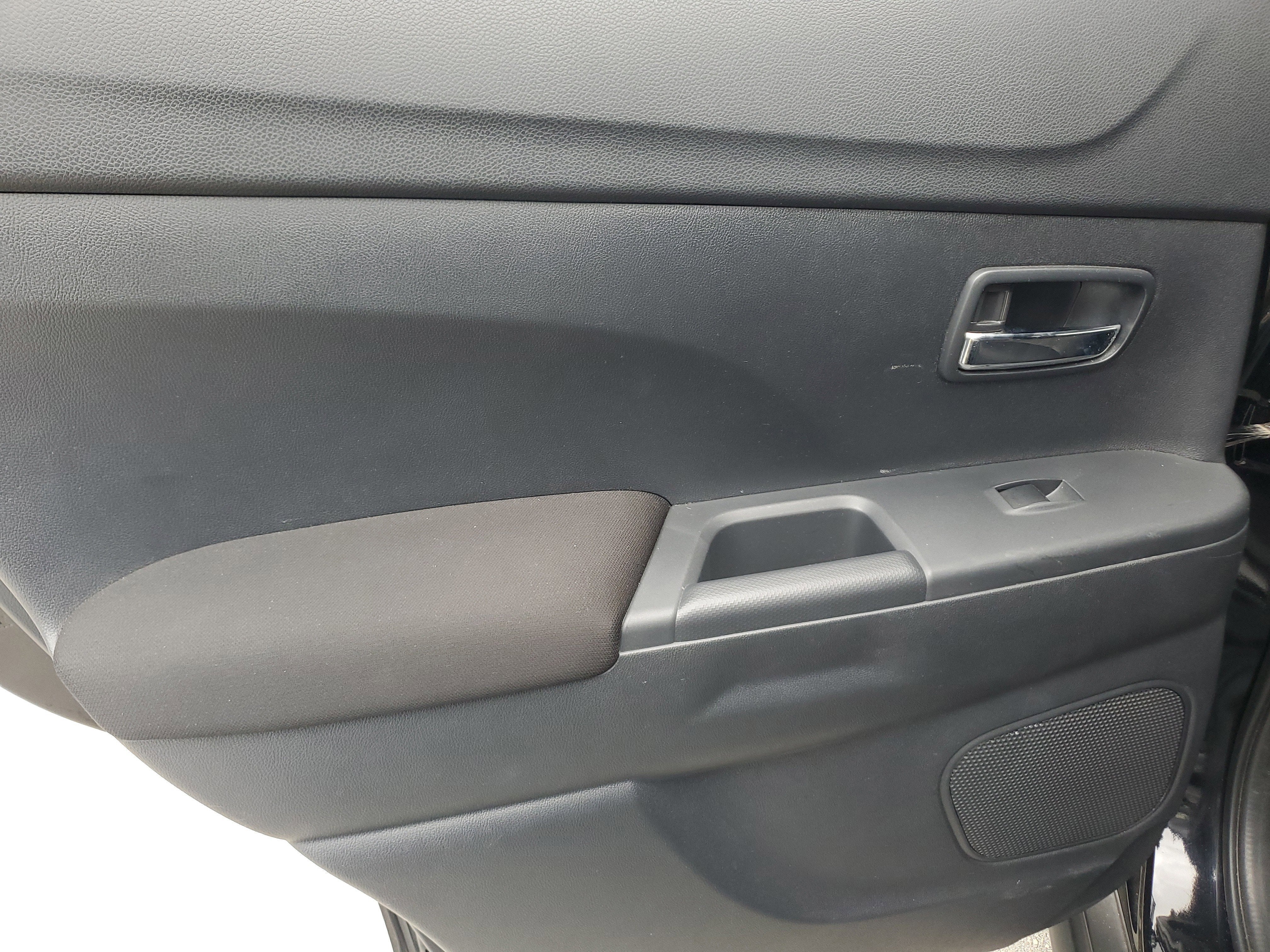 2021 Mitsubishi Outlander Sport LE