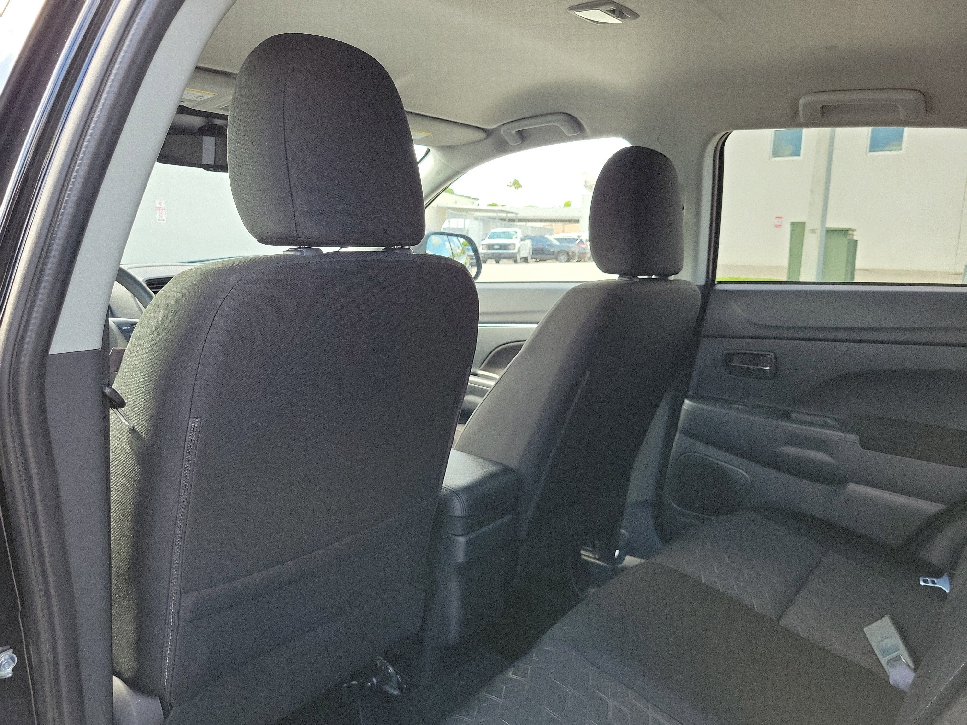 2025 Mitsubishi Outlander Sport ES 4WD