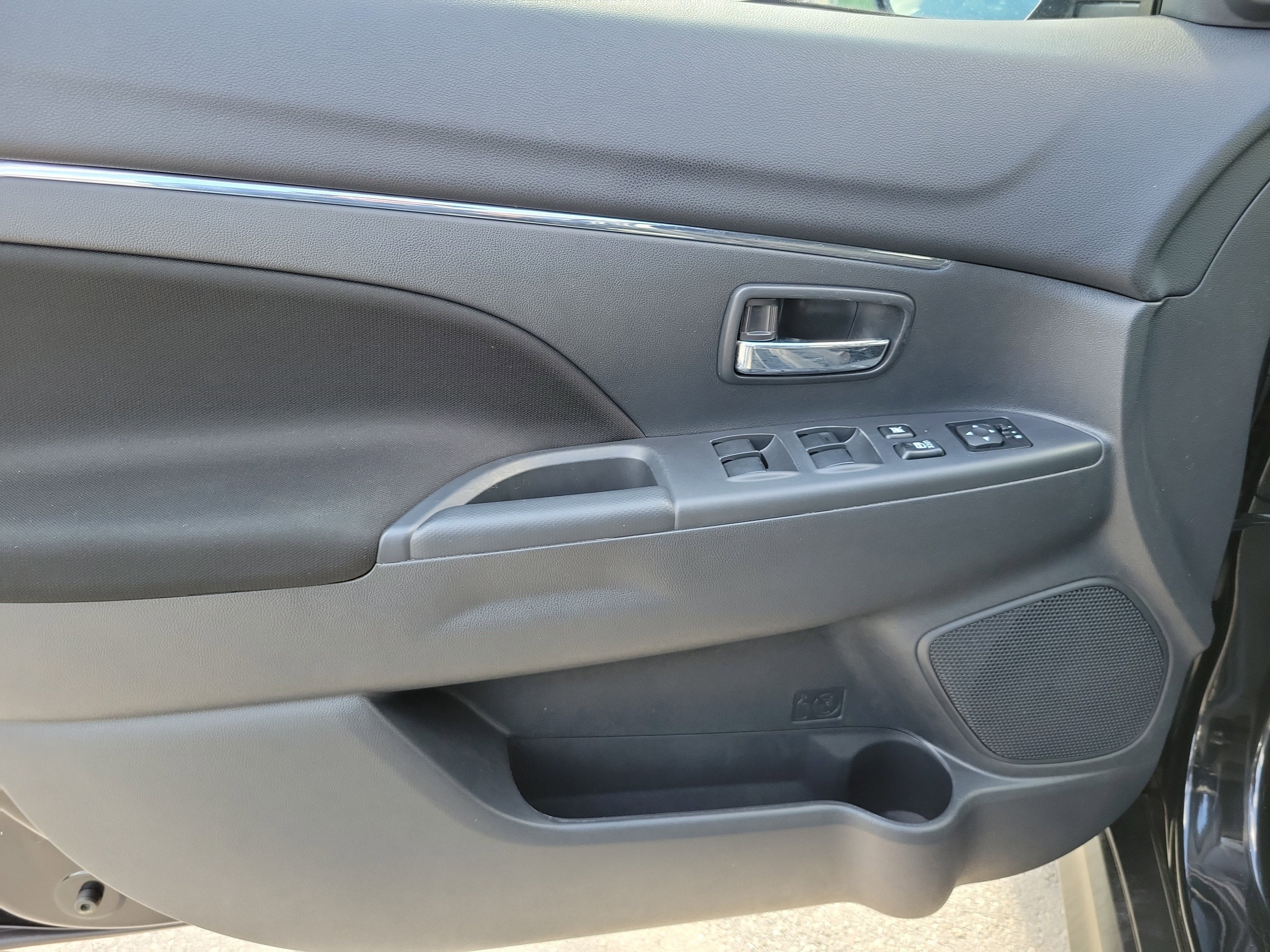 2025 Mitsubishi Outlander Sport ES 4WD